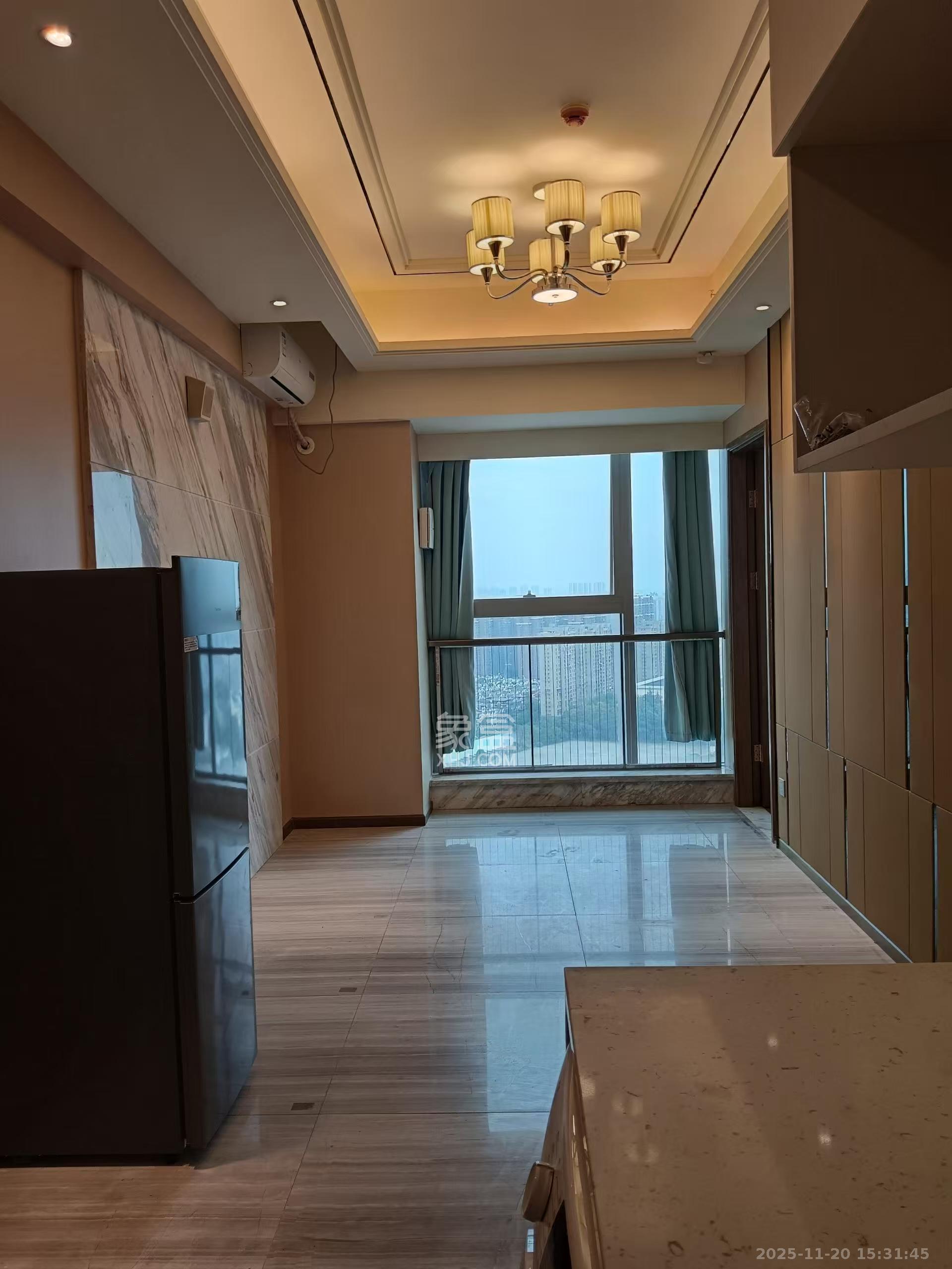 恒大誉府(融誉商业中心) 2室1厅1卫 2000.0元/月 恒大誉府(融誉商业中心) 2室1厅1卫 2000.0元/月室内图