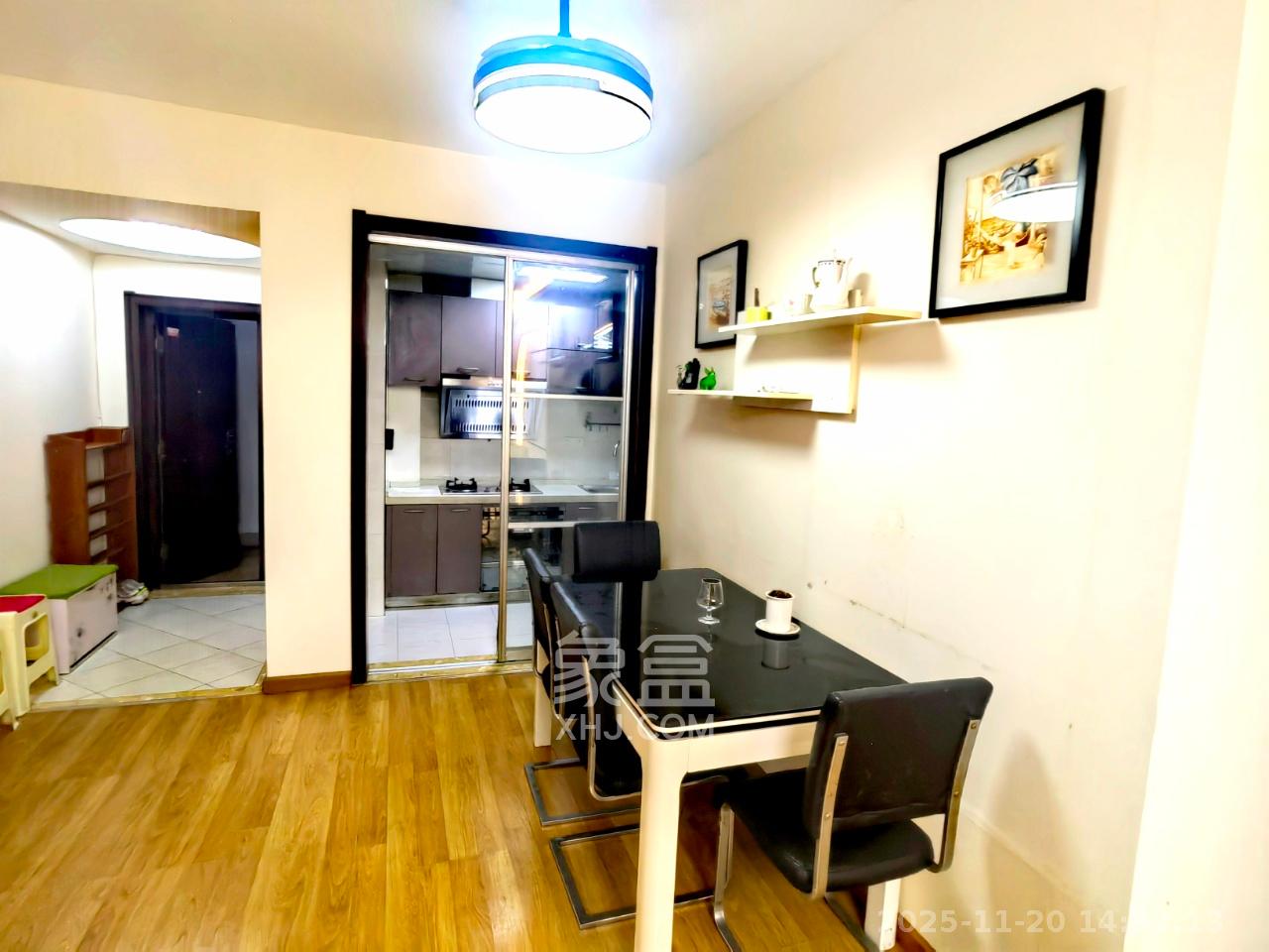 领航江阁 3室2厅1卫 3200.0元/月 领航江阁 3室2厅1卫 3200.0元/月室内图