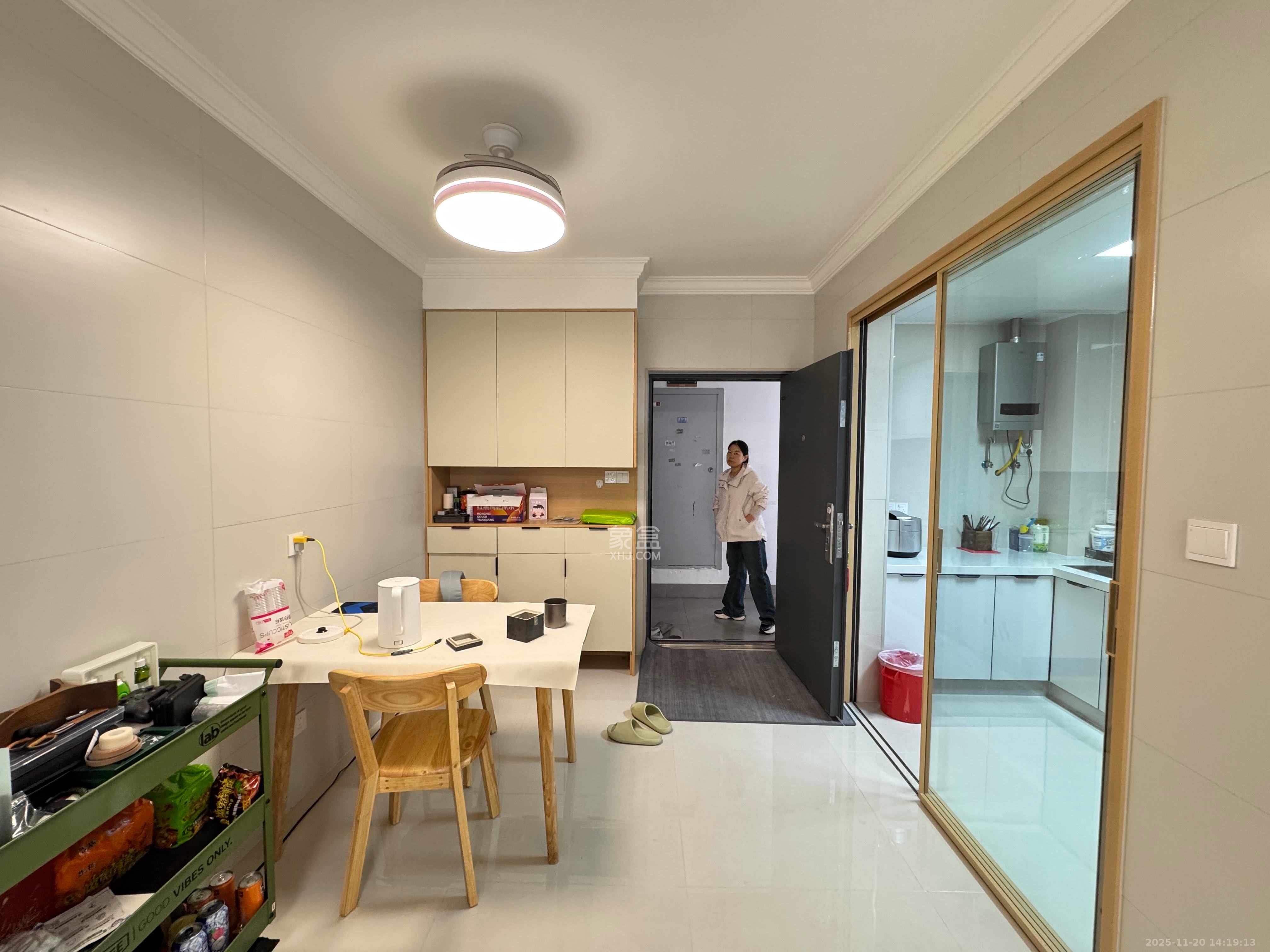 旭日嘉苑  2室1厅1卫    2500.0元/月室内图