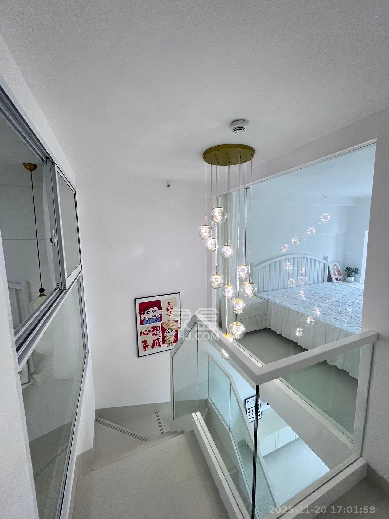 中海阅溪府 2室1厅1卫 2200.0元/月 中海阅溪府 2室1厅1卫 2200.0元/月室内图