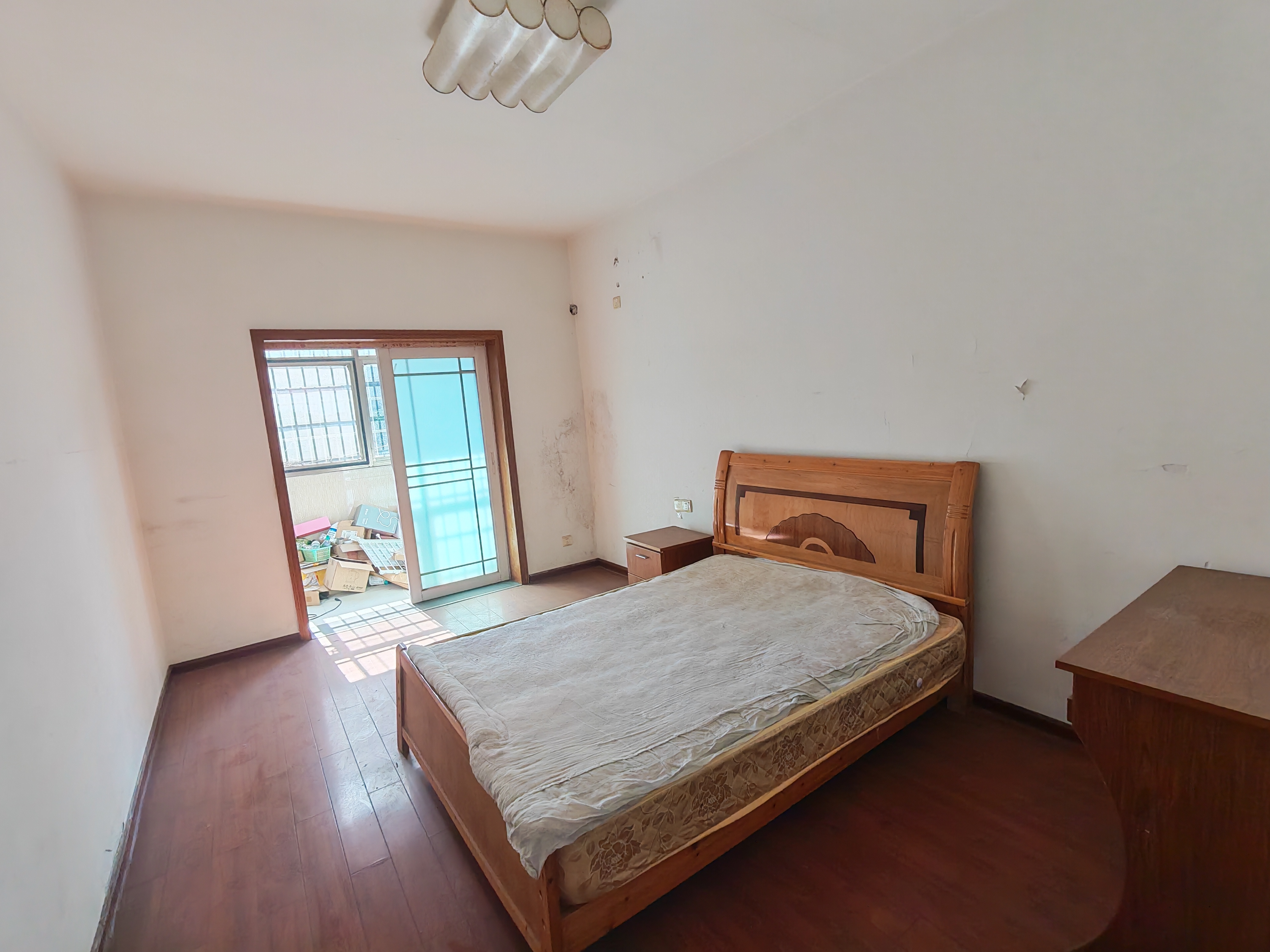 蒸水花苑  1室0厅0卫    1400.0元/月室内图