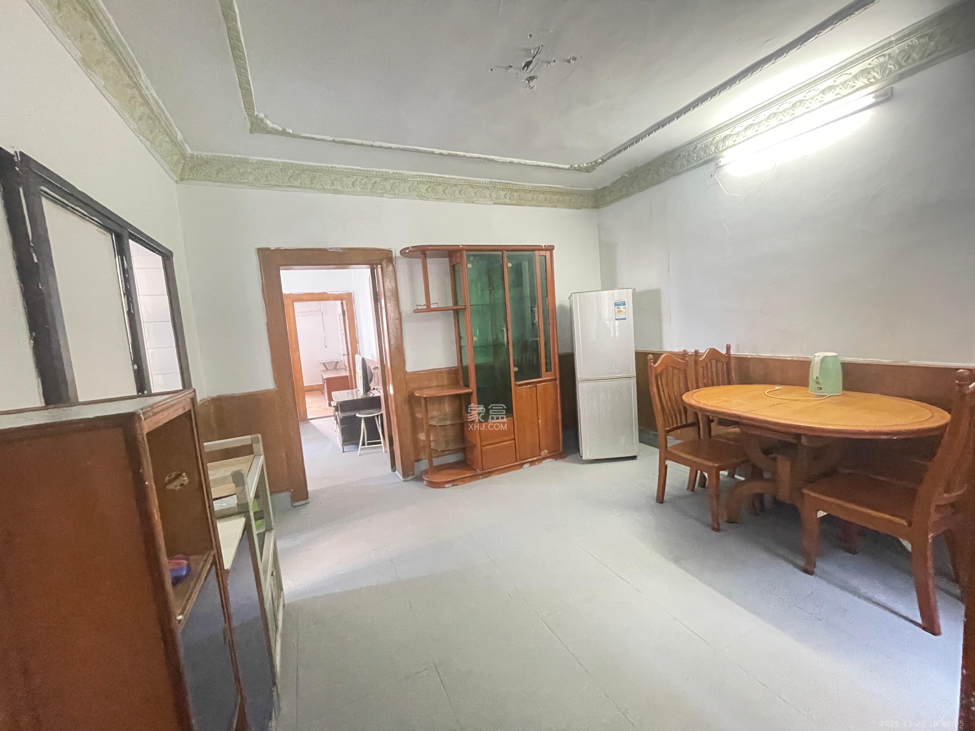 南门口晏家塘社区 2室1厅1卫 1500.0元/月 南门口晏家塘社区 2室1厅1卫 1500.0元/月室内图