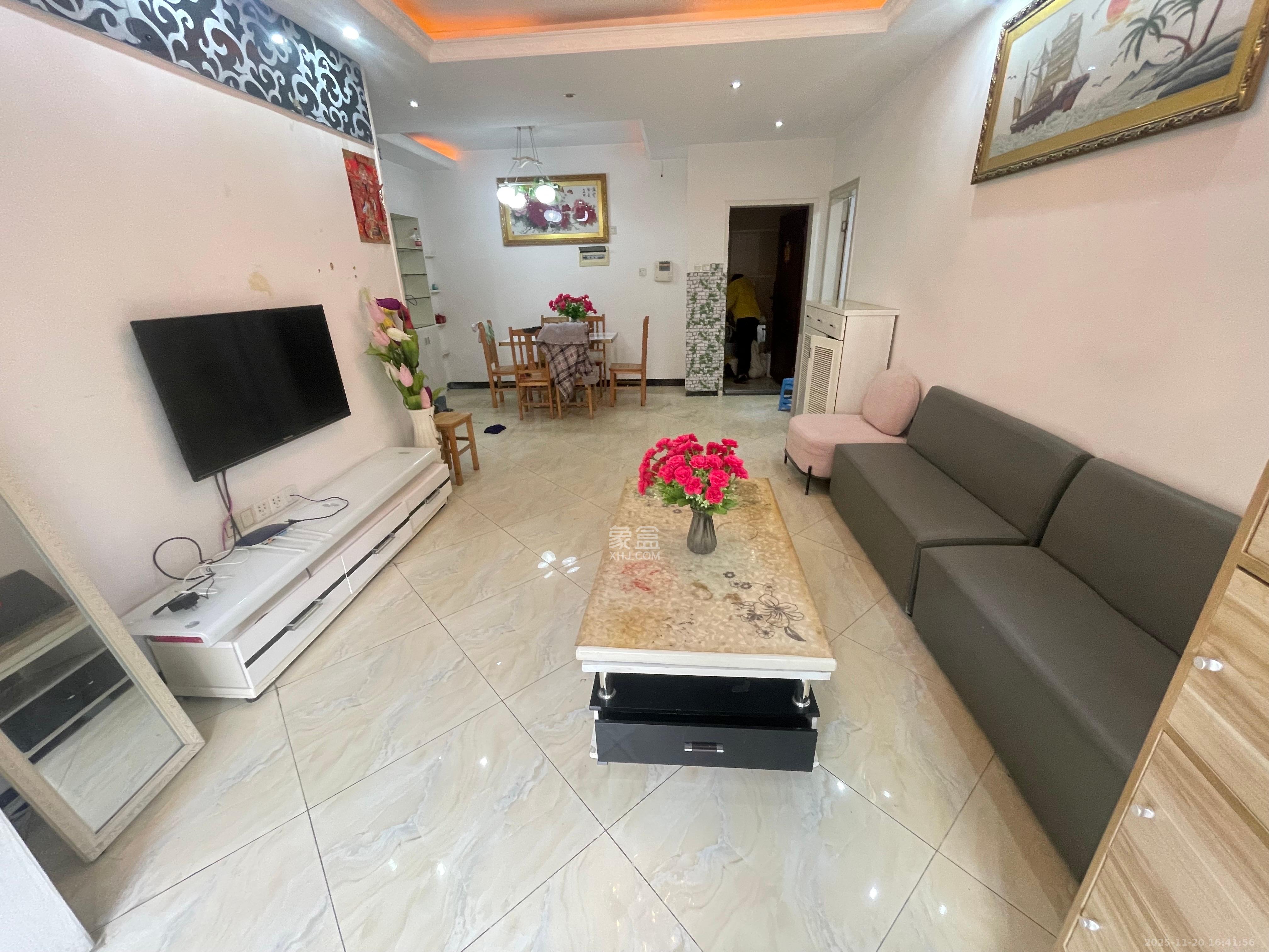 卓越蔚蓝海岸二期 2室2厅1卫 1900.0元/月 卓越蔚蓝海岸二期 2室2厅1卫 1900.0元/月室内图