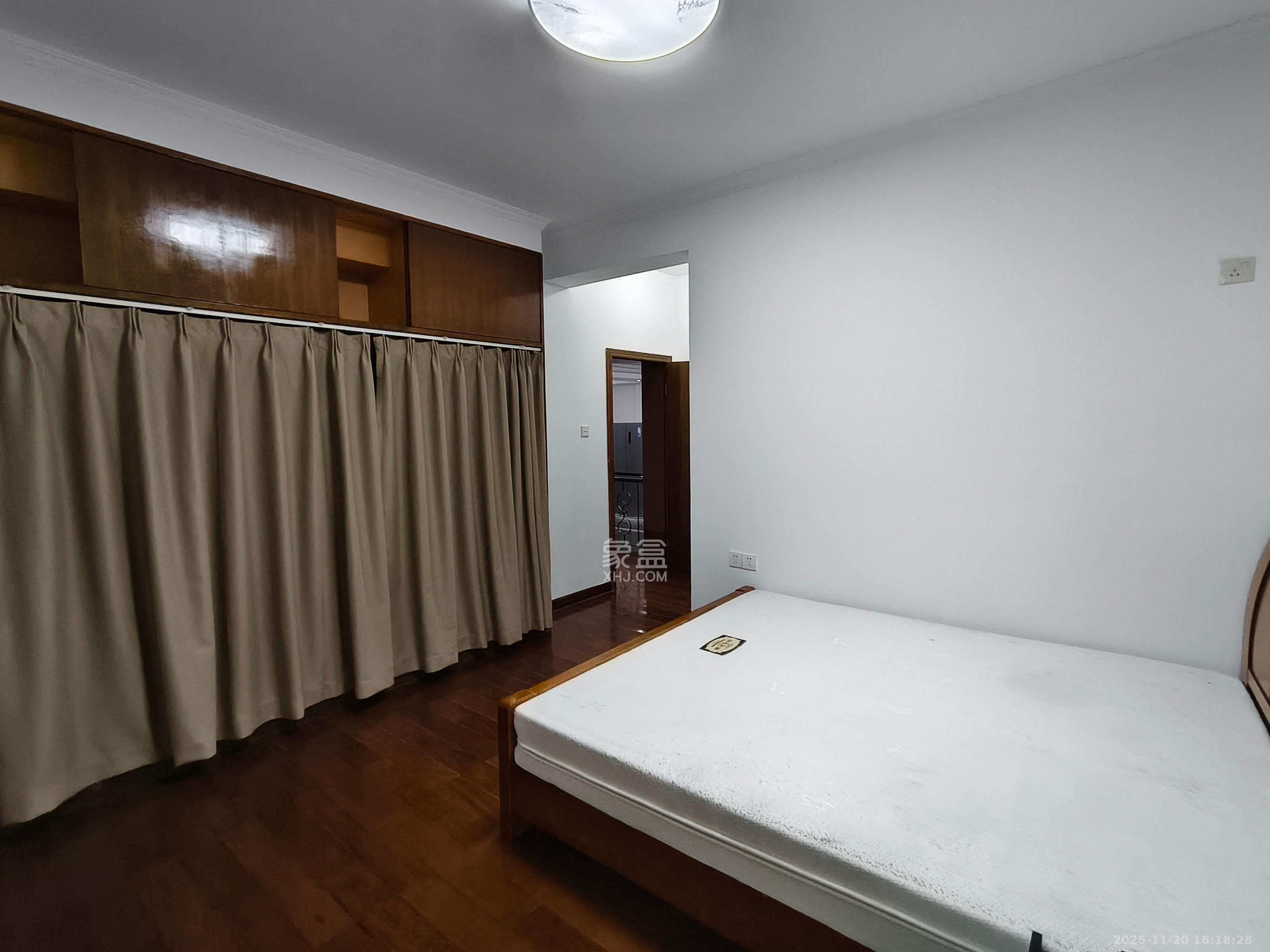 创远景园  3室2厅1卫    3400.0元/月室内图