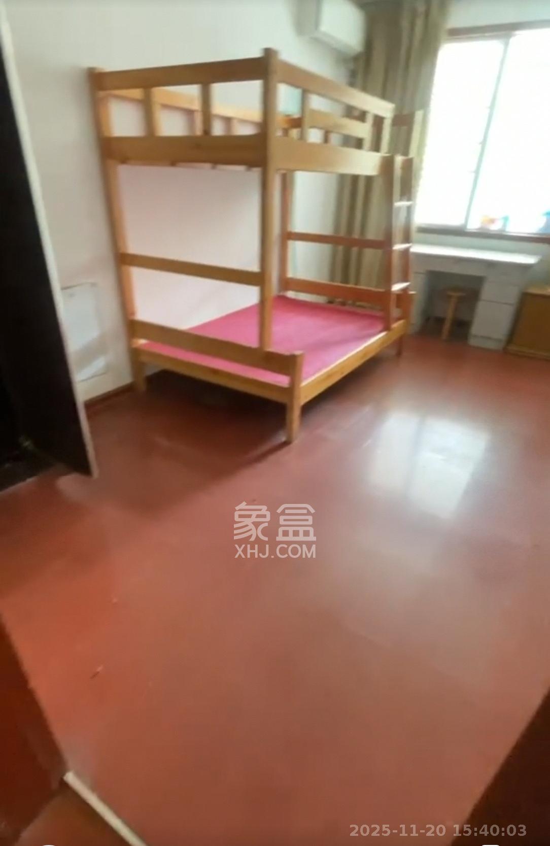 湘麓国际 3室2厅2卫 2100.0元/月 湘麓国际 3室2厅2卫 2100.0元/月室内图