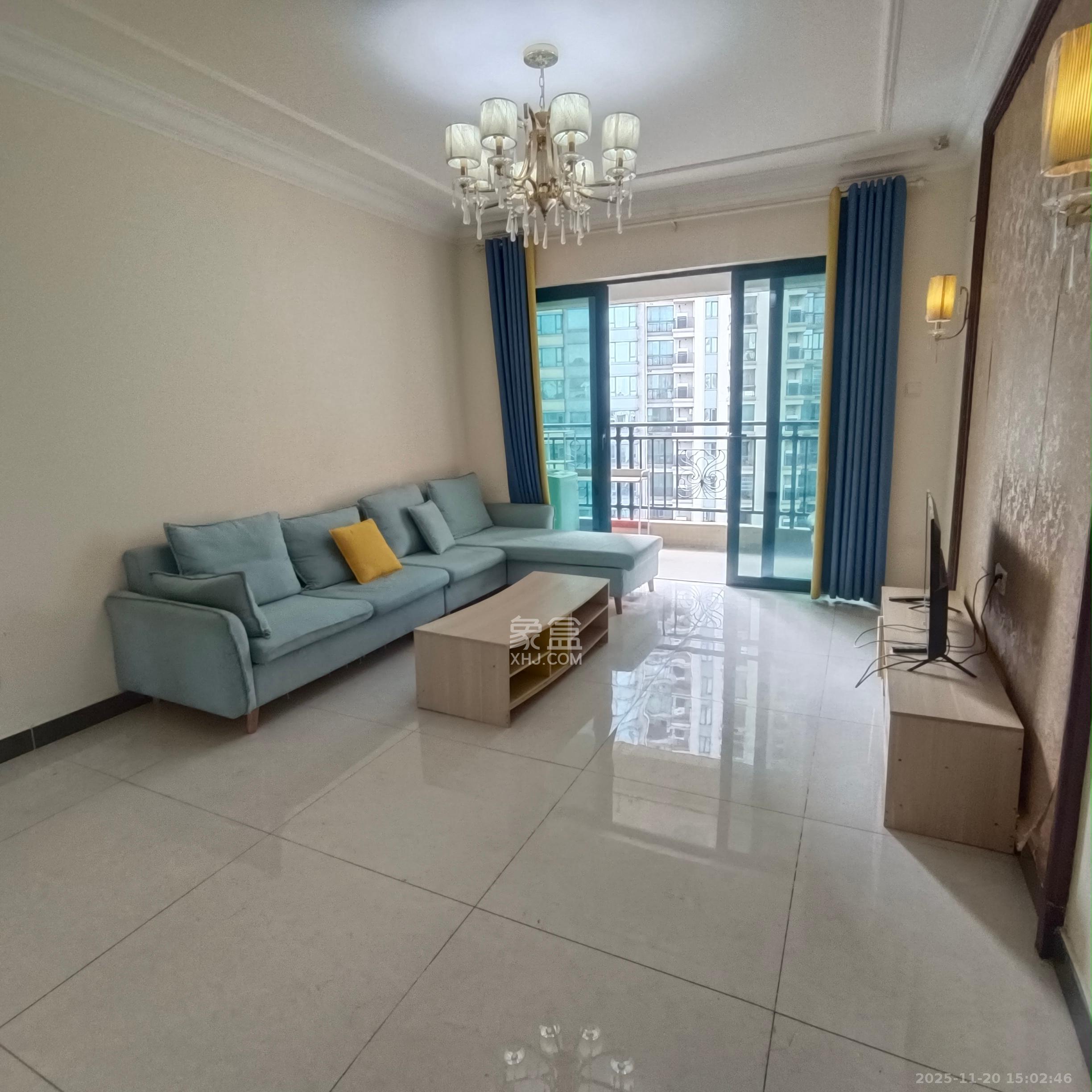 恒大雅苑  3室2厅2卫    2500.0元/月