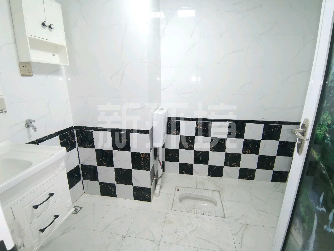 黄金大厦 1室1厅1卫 1000.0元/月 黄金大厦 1室1厅1卫 1000.0元/月室内图