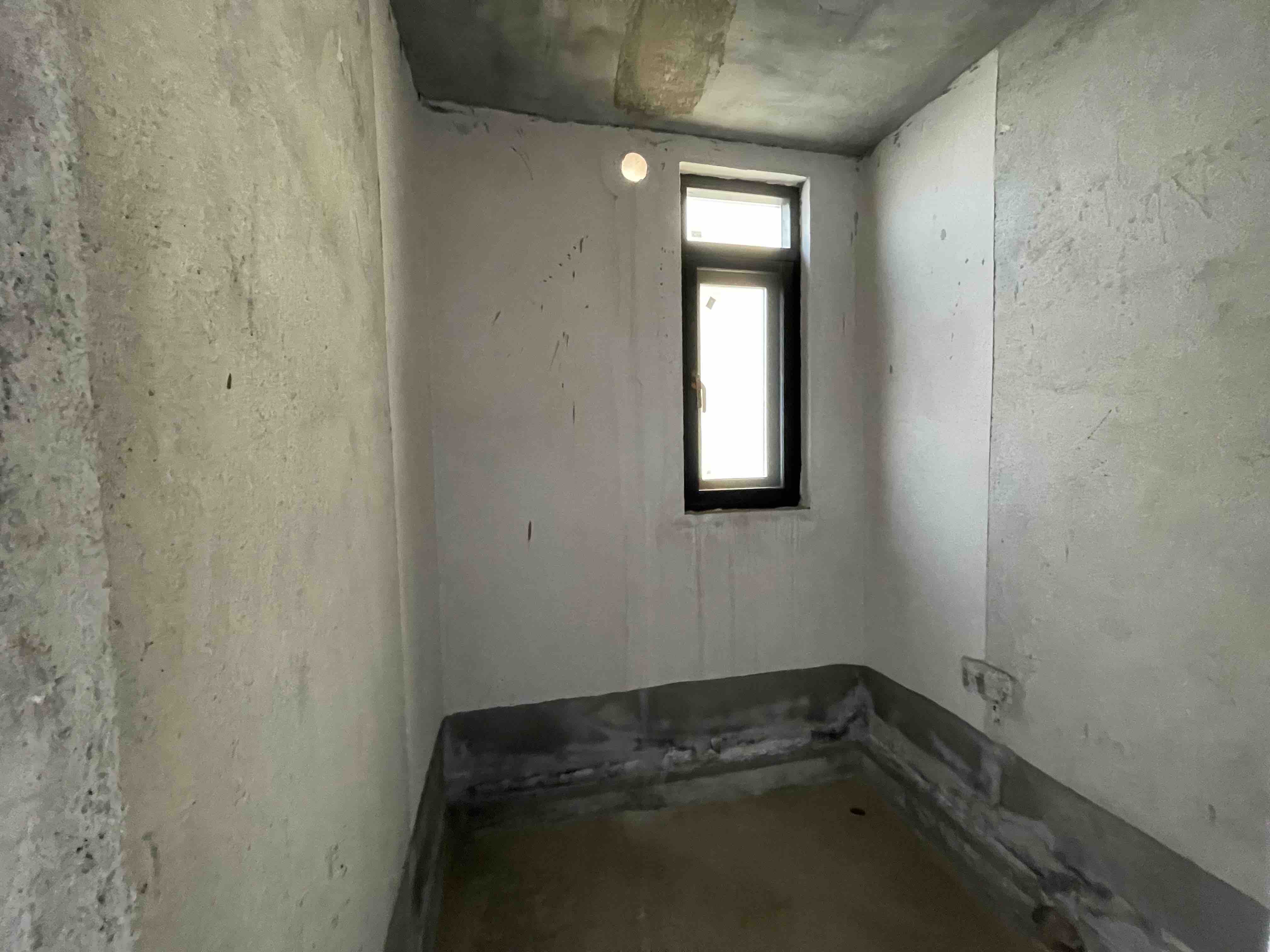 汇方雁归来 4室2厅1卫 89.8万 汇方雁归来 4室2厅1卫 89.8万客厅