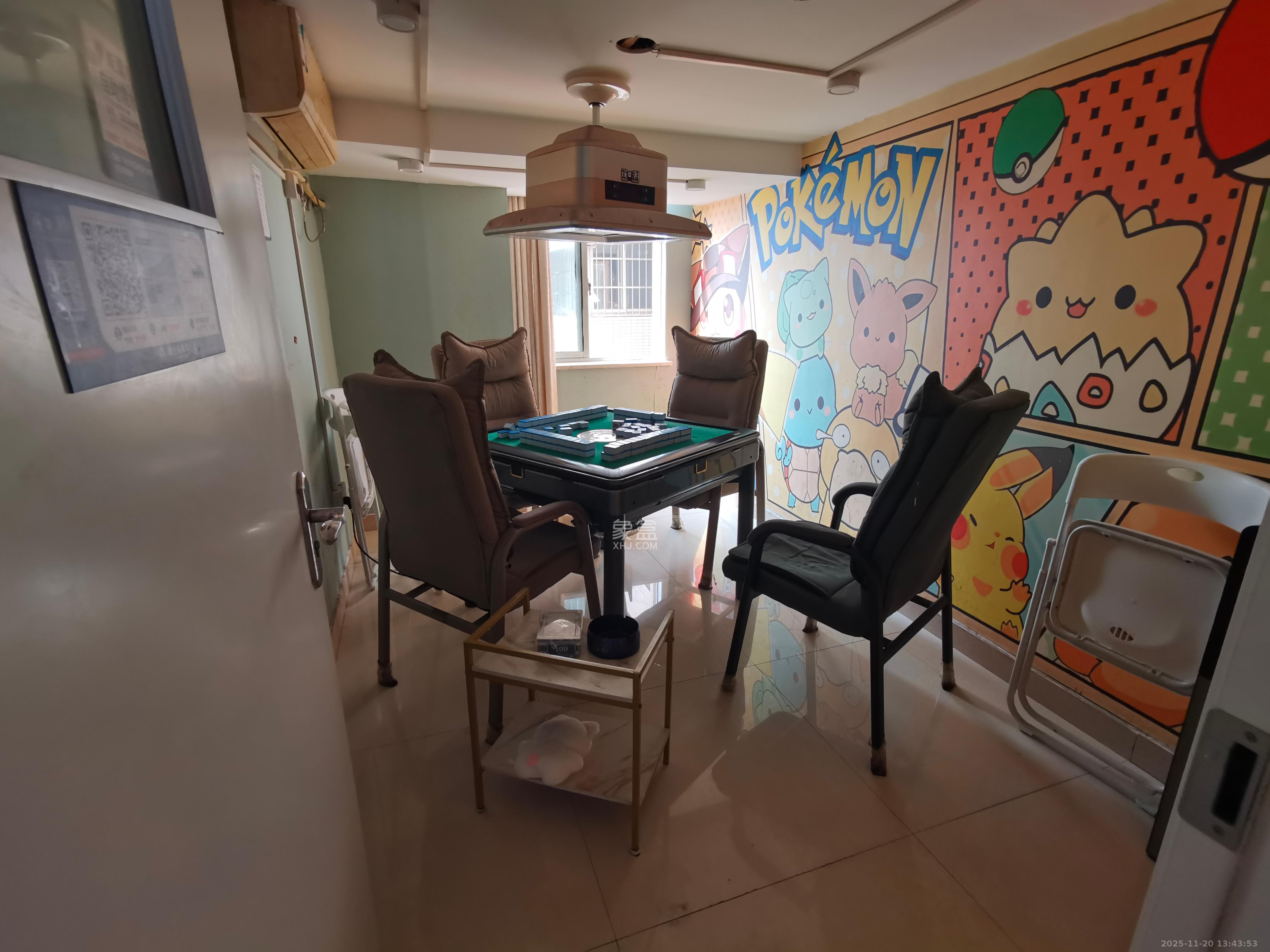 高桥现代商贸城  3室1厅1卫    4000.0元/月室内图