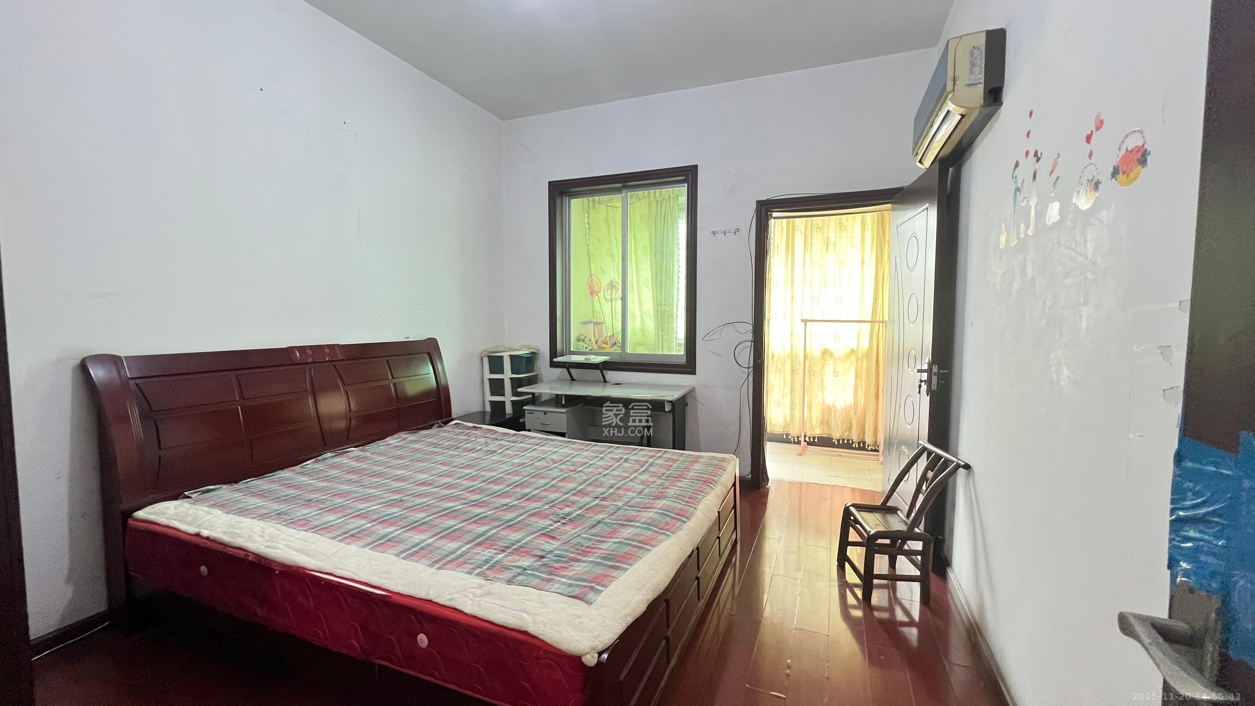 中南汽车世界 2室2厅1卫 1000.0元/月 中南汽车世界 2室2厅1卫 1000.0元/月室内图