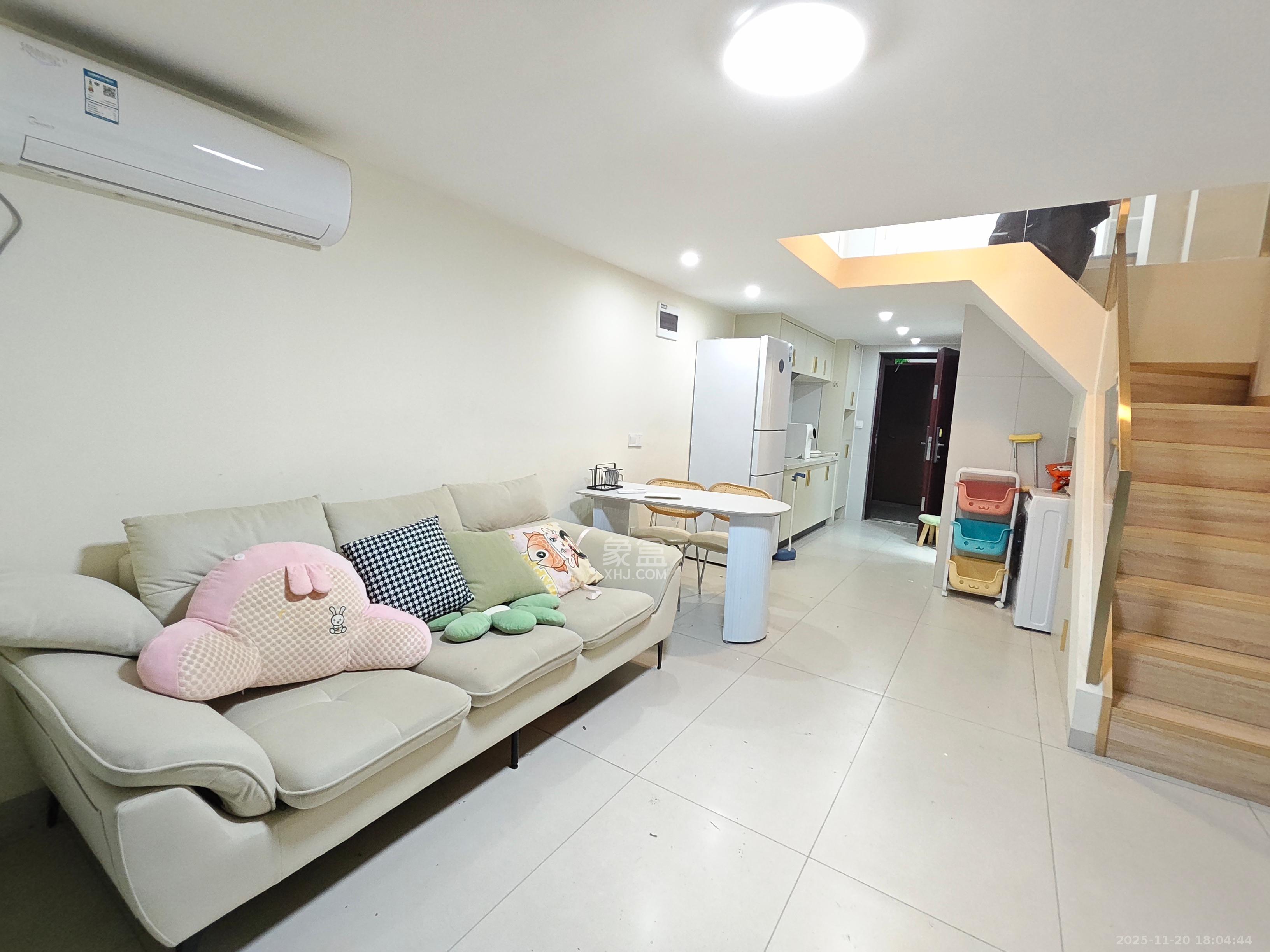 梅溪悦章 2室1厅1卫 2300.0元/月 梅溪悦章 2室1厅1卫 2300.0元/月室内图