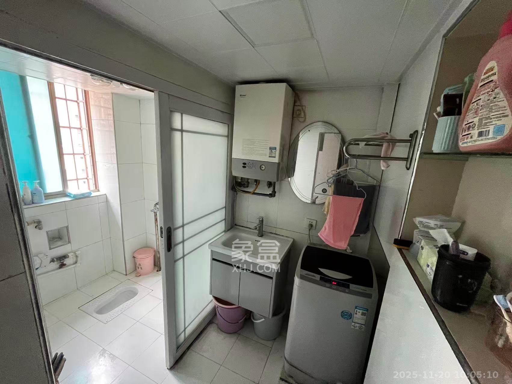 凤凰大厦  5室2厅2卫    4000.0元/月室内图