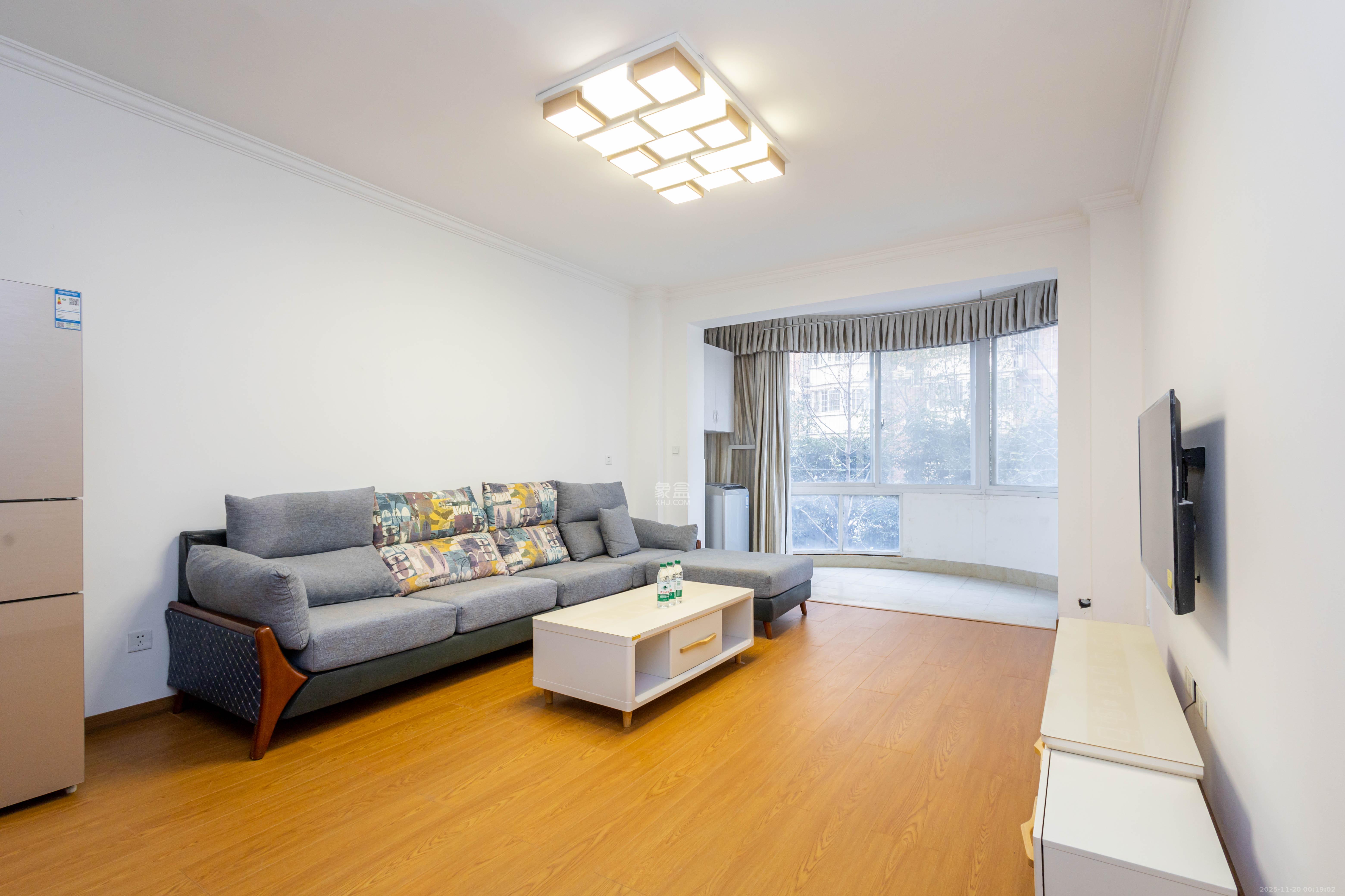 星城国际  2室2厅1卫    43.8万