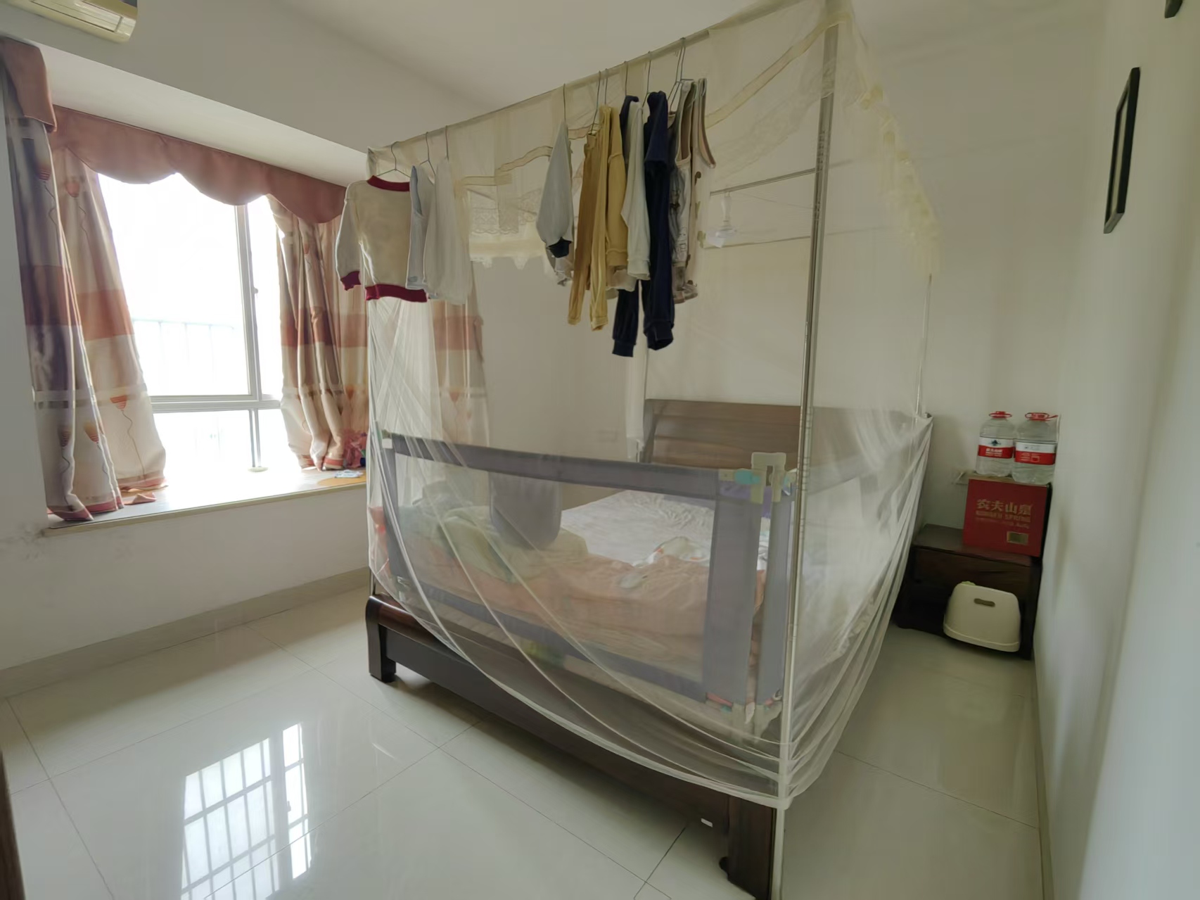 宝源花园  3室2厅2卫    168.0万室内图