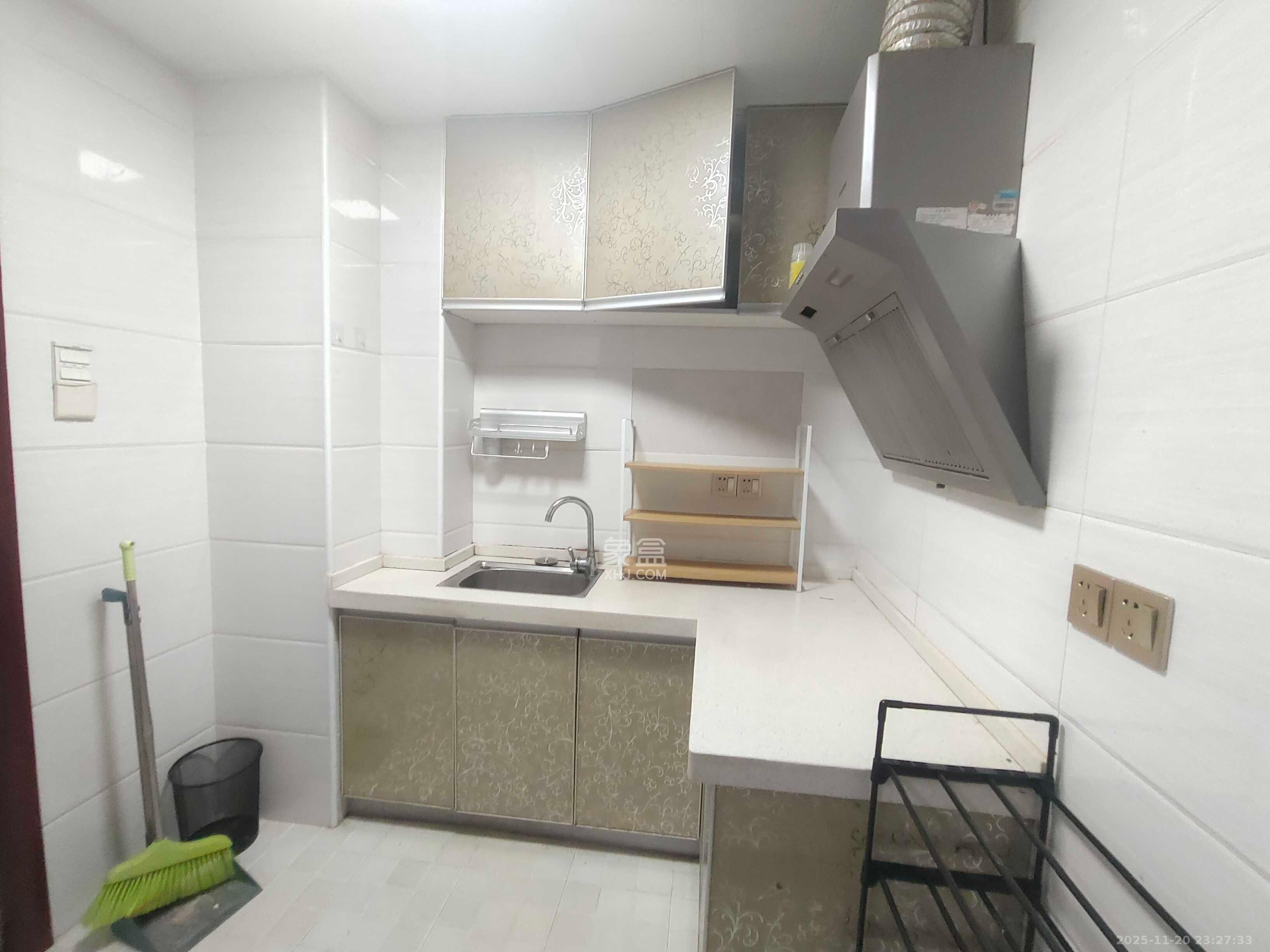 凯通国际城（凯通朝庭）  2室1厅1卫    2000.0元/月室内图