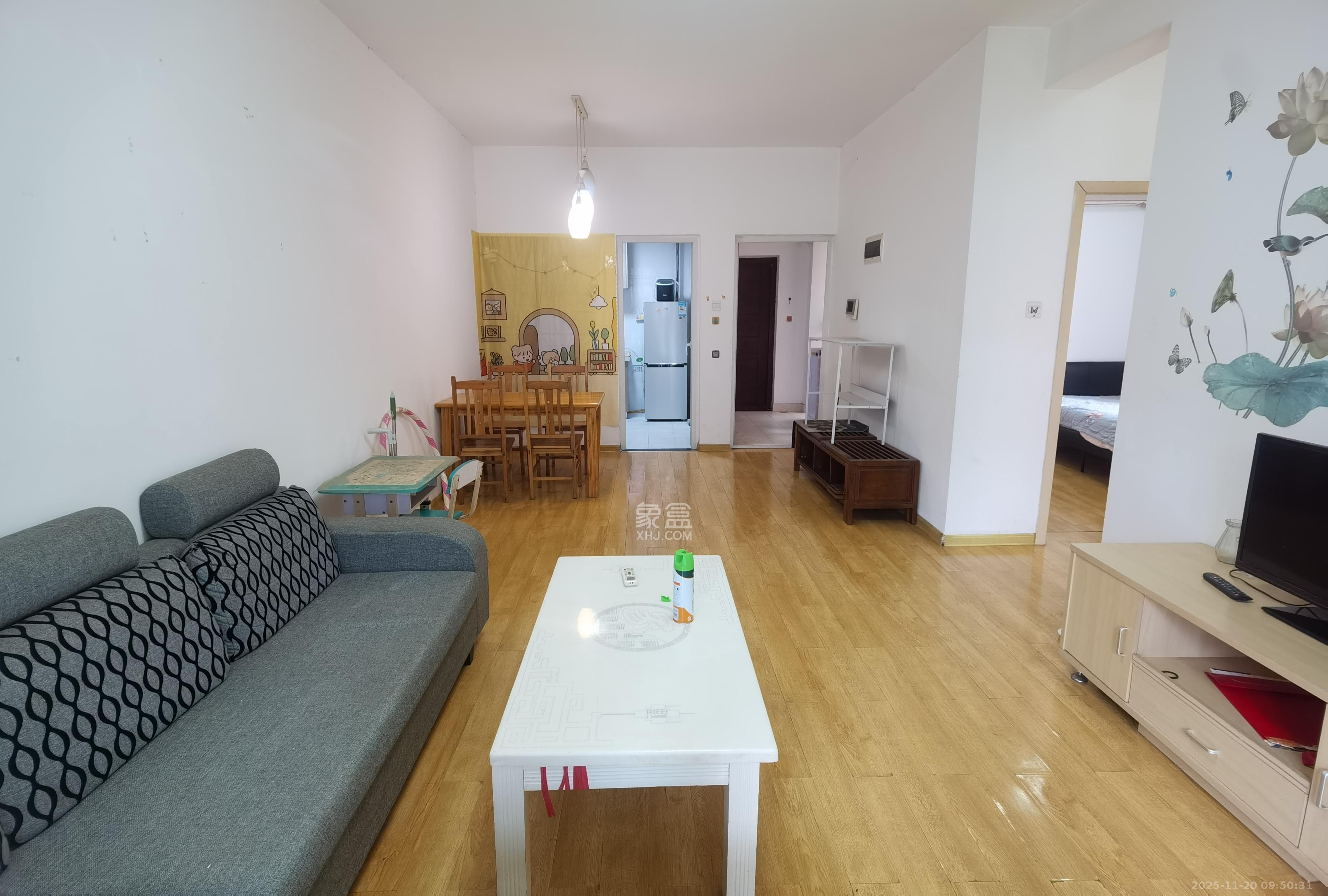 湘府十城（汇财御景湾新寓,汇财国际）  2室2厅1卫    1900.0元/月