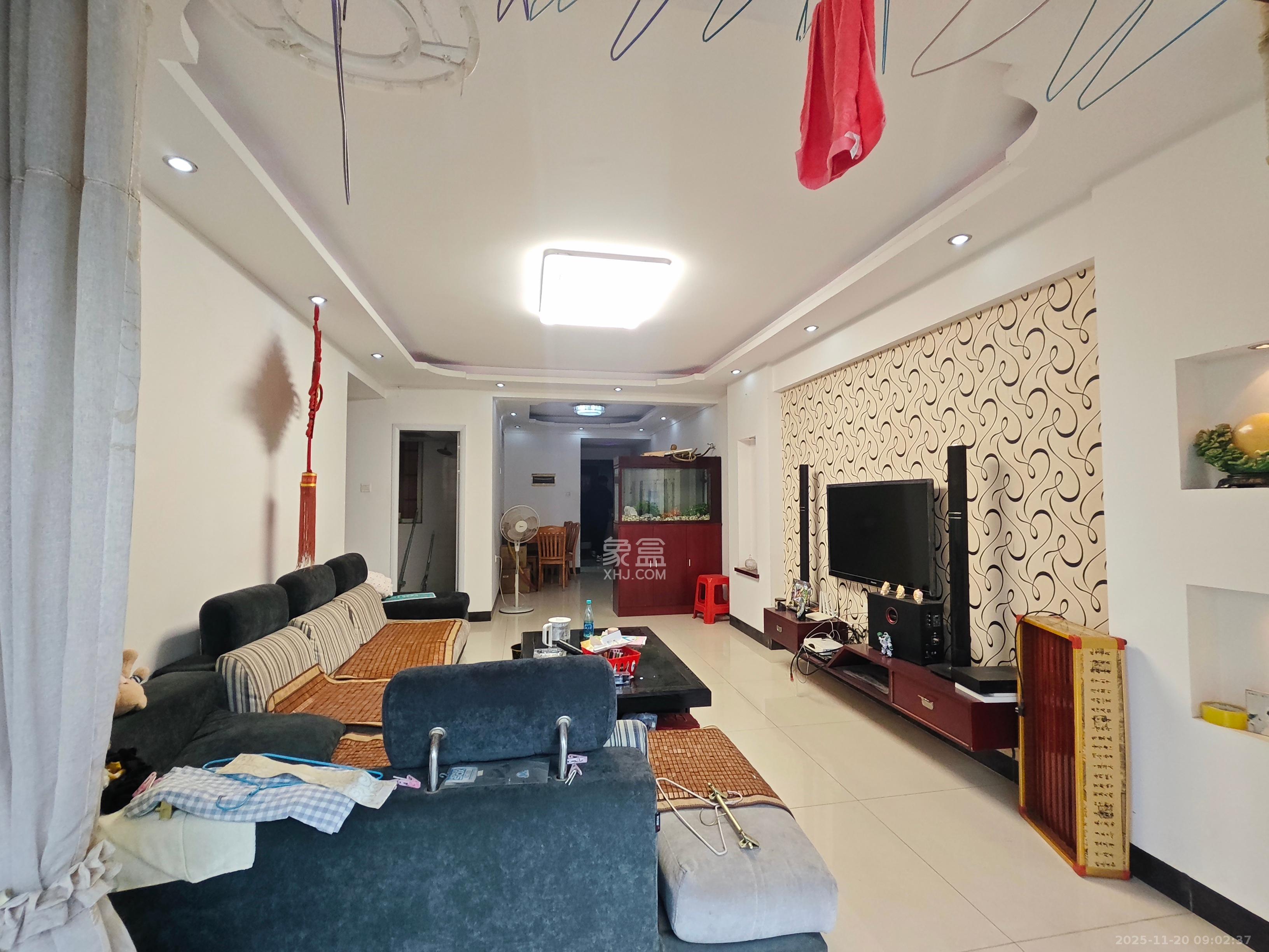 弘欣公寓 2室2厅1卫 1500.0元/月 弘欣公寓 2室2厅1卫 1500.0元/月室内图