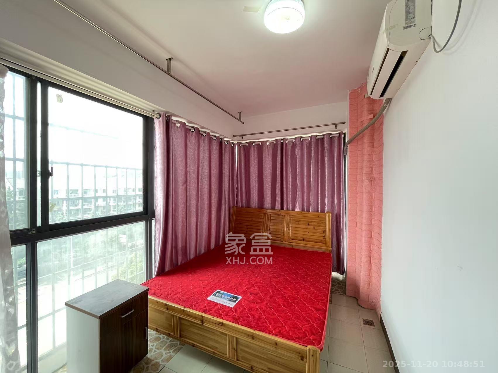 红公馆(前程丽景大厦) 4室1厅1卫 2000.0元/月 红公馆(前程丽景大厦) 4室1厅1卫 2000.0元/月室内图