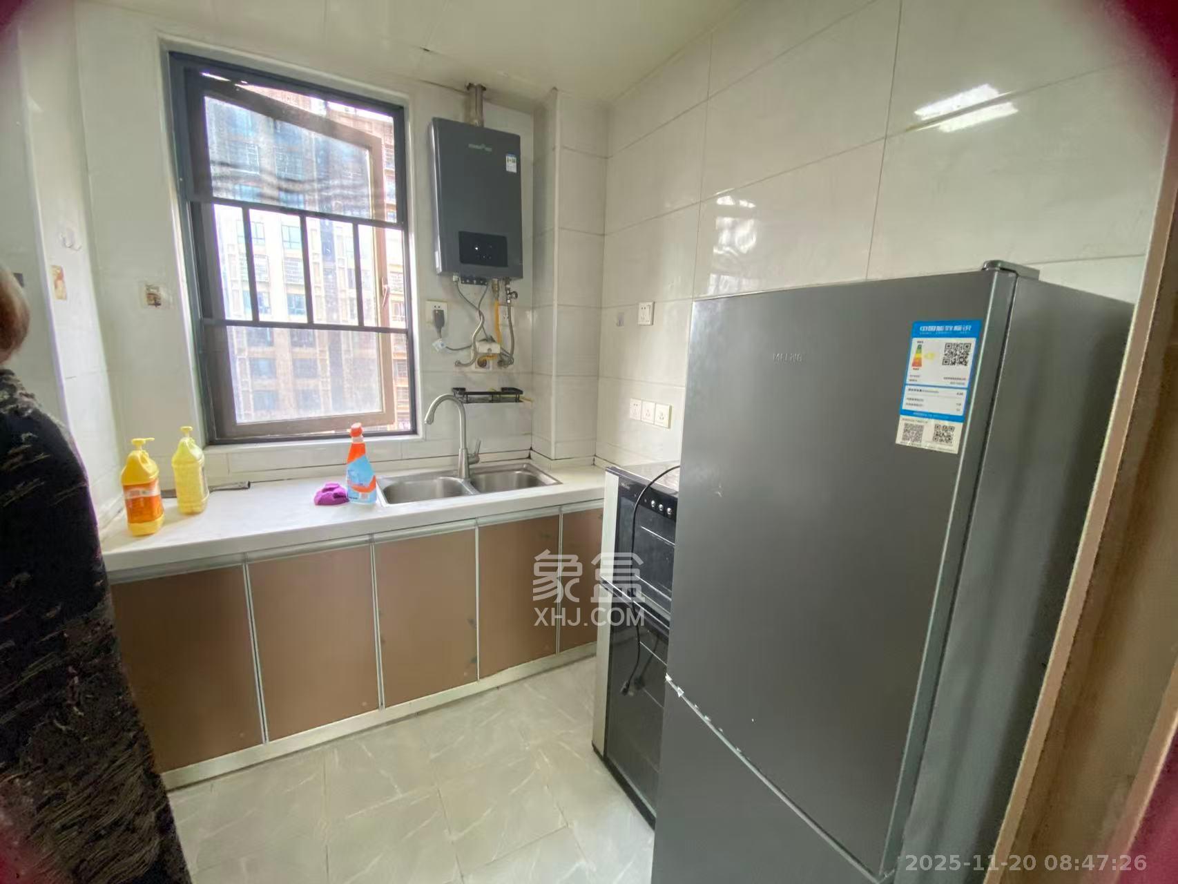 东宜兰园 2室1厅1卫 1800.0元/月 东宜兰园 2室1厅1卫 1800.0元/月室内图