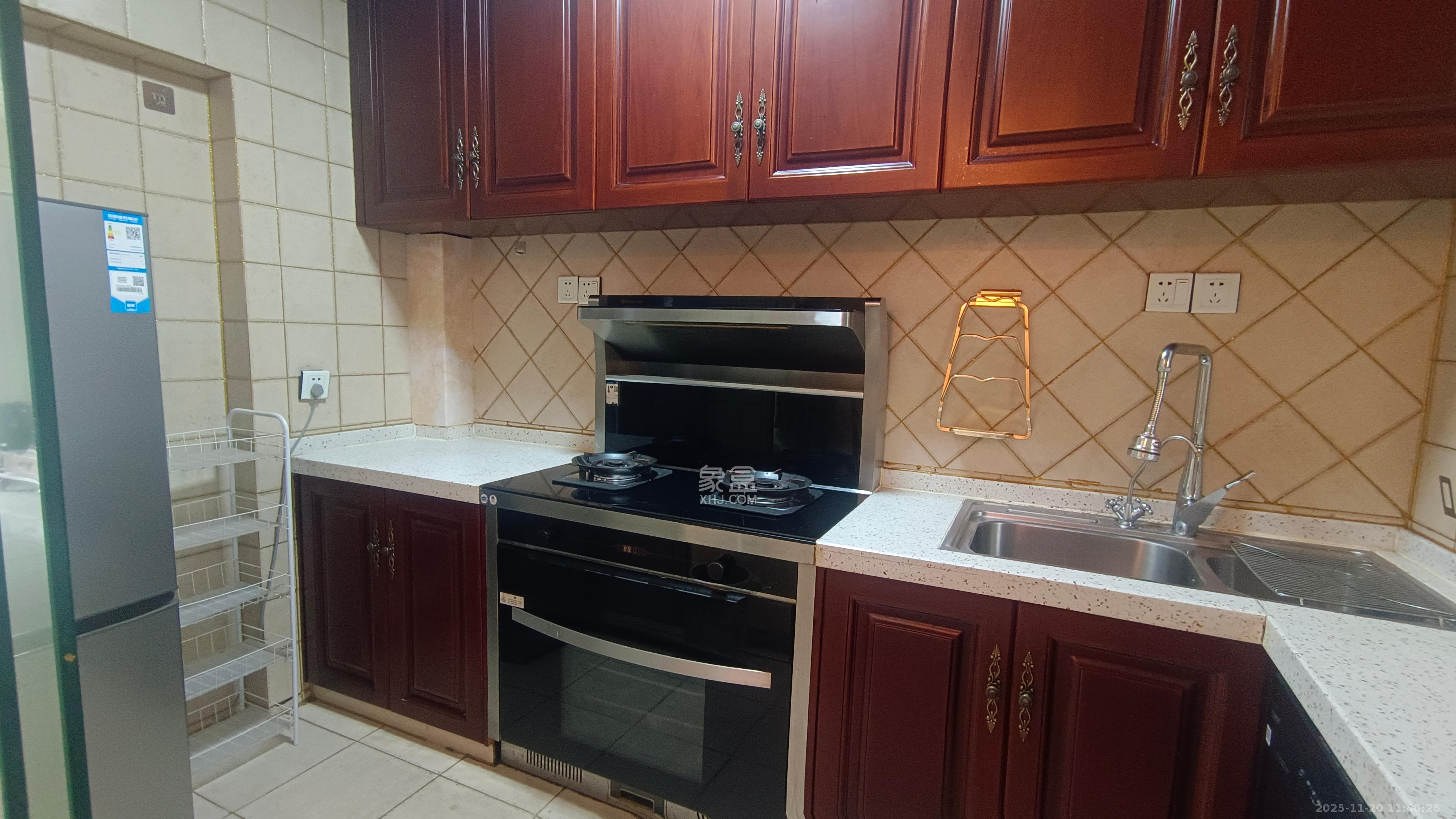 湘江世纪城聚江苑 4室2厅2卫 2900.0元/月 湘江世纪城聚江苑 4室2厅2卫 2900.0元/月室内图