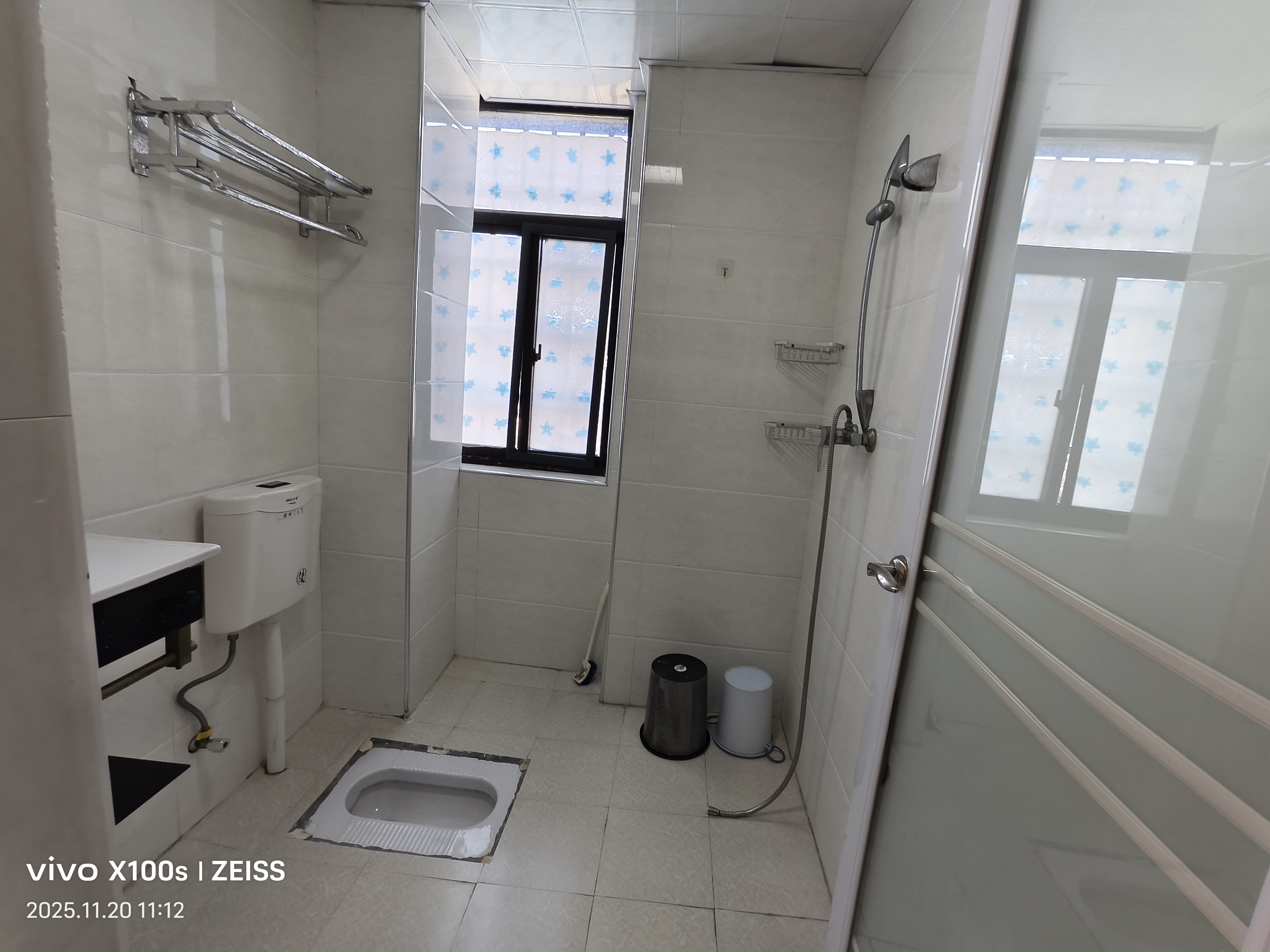 锦绣边城 1室0厅0卫 1500.0元/月 锦绣边城 1室0厅0卫 1500.0元/月室内图