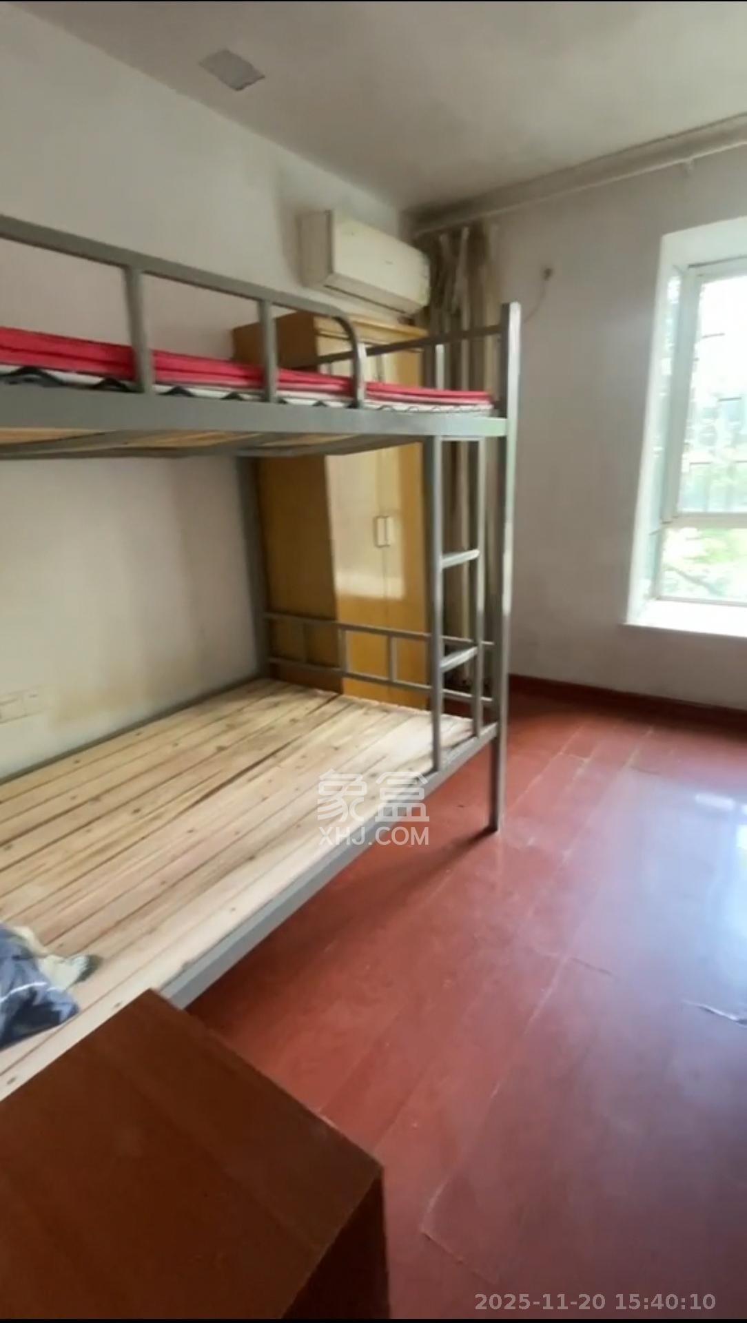 湘麓国际 3室2厅2卫 2100.0元/月 湘麓国际 3室2厅2卫 2100.0元/月室内图