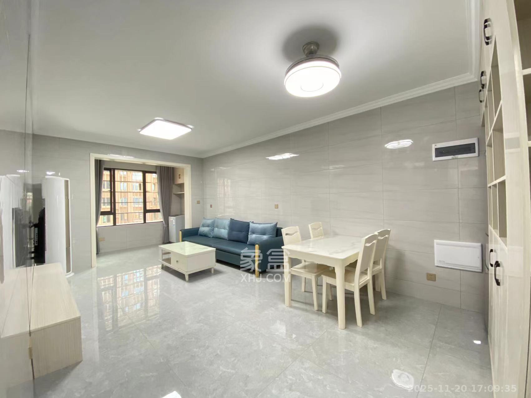 东合新苑  2室2厅1卫    2000.0元/月室内图