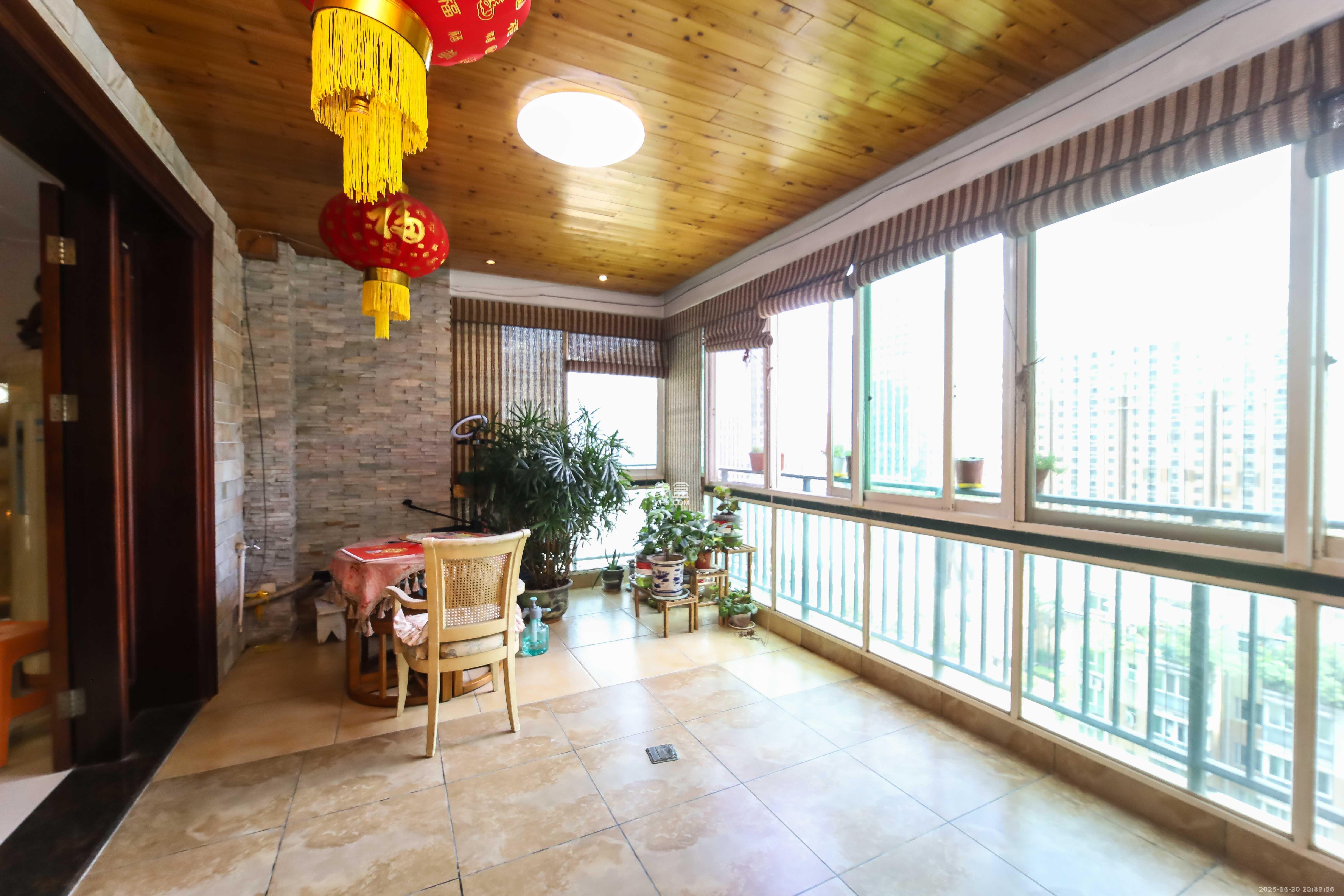 锦湘国际星城一期(锦美苑) 4室2厅2卫 3200.0元/月 锦湘国际星城一期(锦美苑) 4室2厅2卫 3200.0元/月室内图