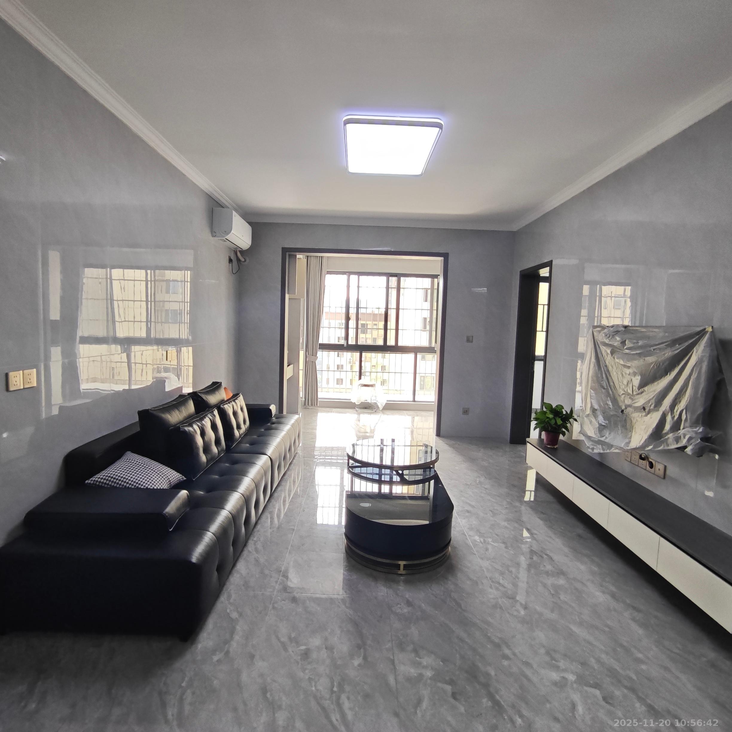 望远嘉苑  1室0厅0卫    2400.0元/月