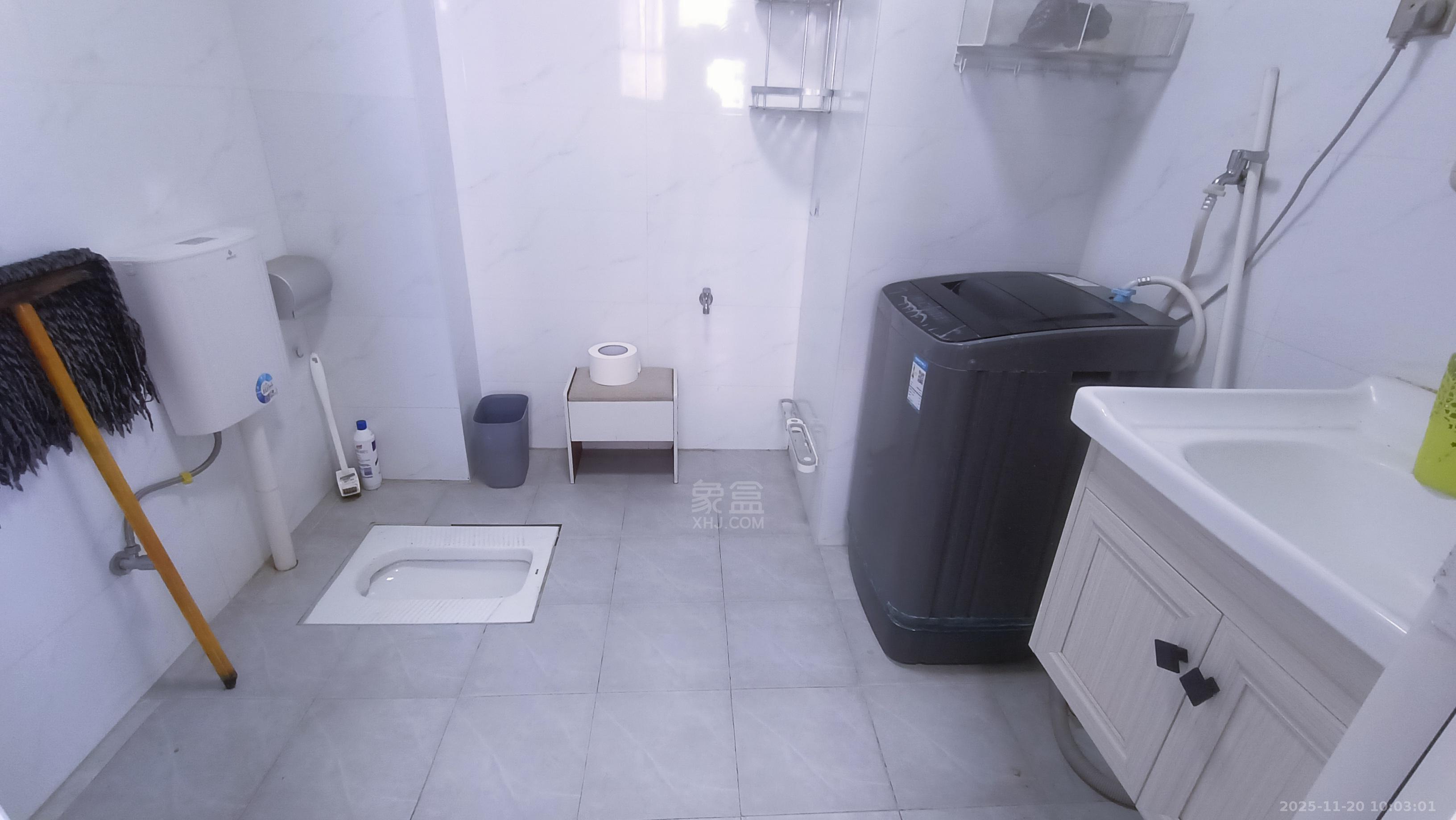 东方时代广场  1室1厅1卫    1300.0元/月室内图