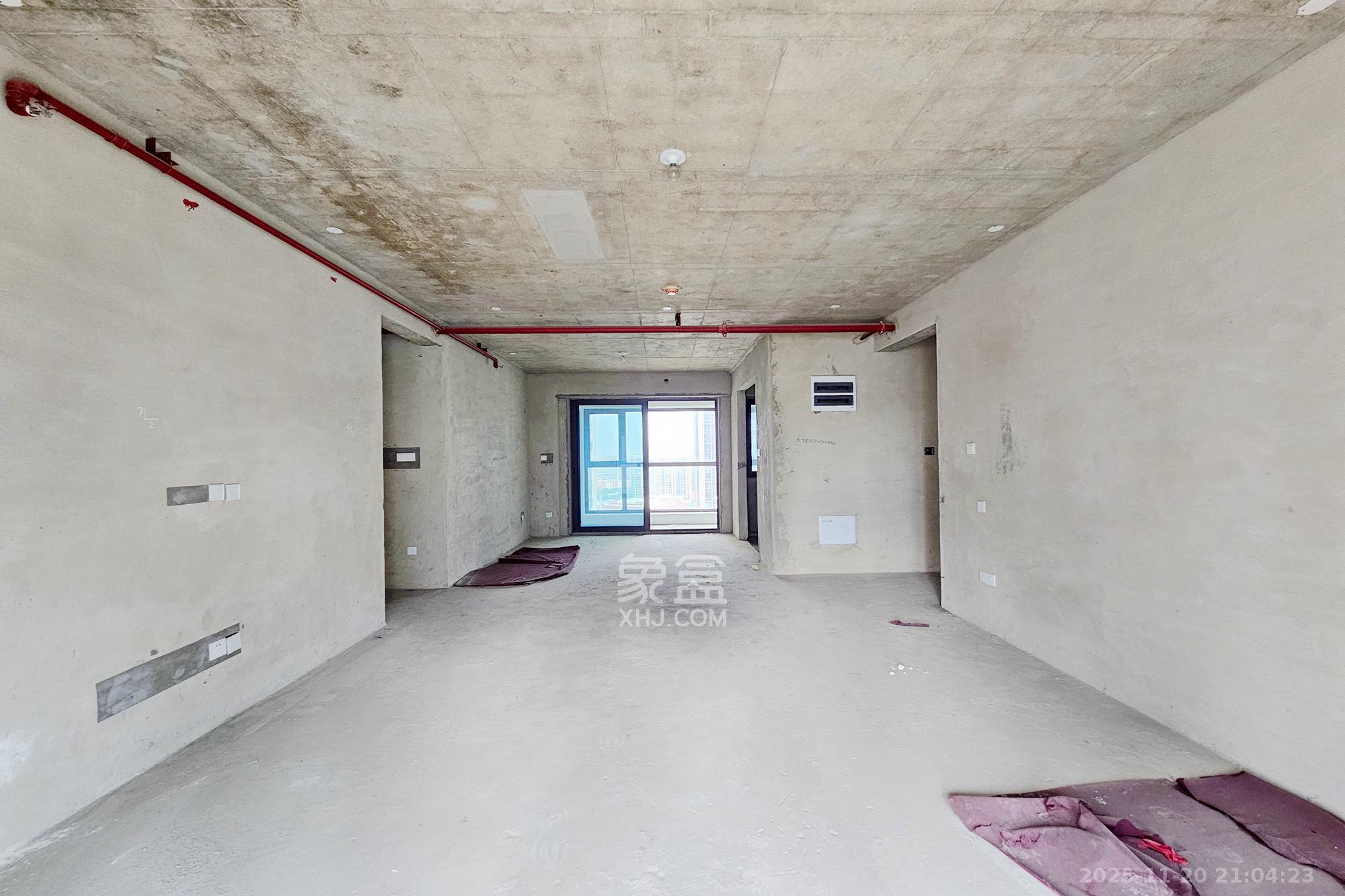 明昇壹城(明昇时代广场)二期 4室2厅3卫 228.0万 明昇壹城(明昇时代广场)二期 4室2厅3卫 228.0万客厅