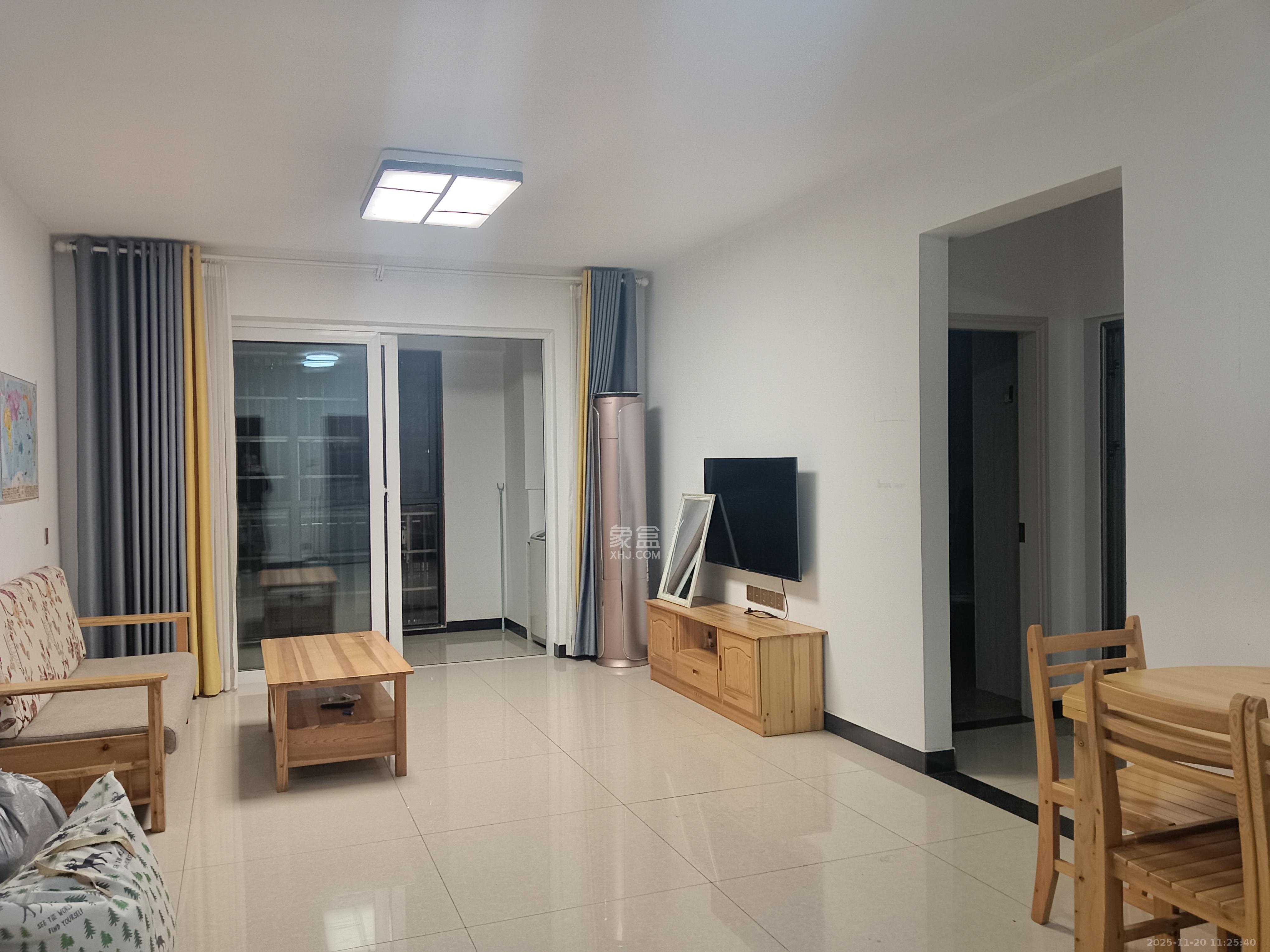 洋湖明园一期  2室1厅1卫    1600.0元/月