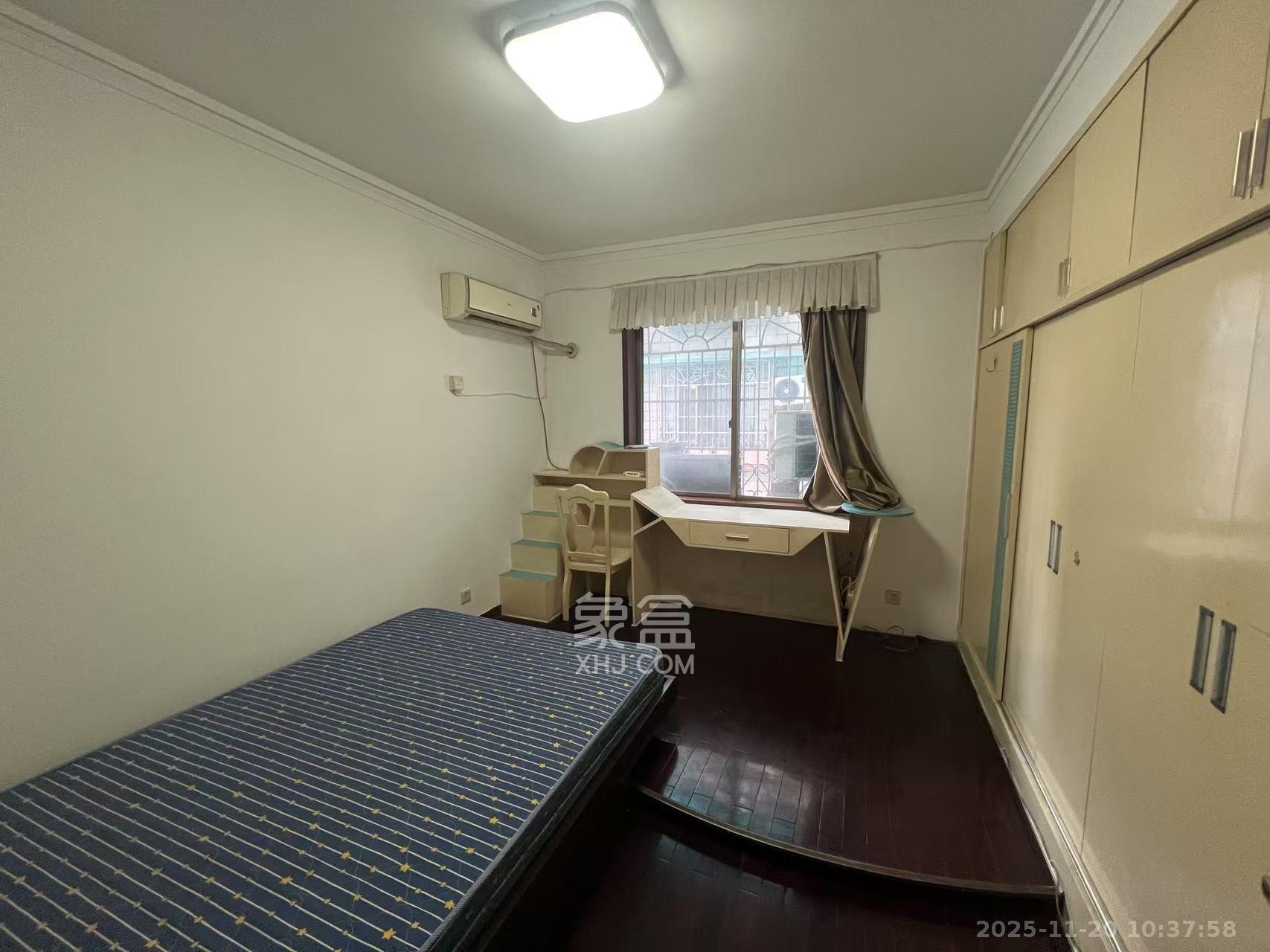 汇城花园  3室2厅2卫    3300.0元/月室内图