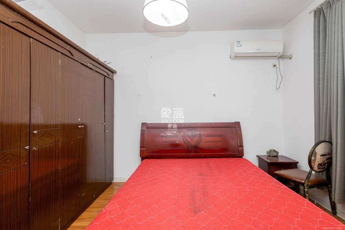 星城福邸(雄天朗郡) 3室2厅2卫 2000.0元/月 星城福邸(雄天朗郡) 3室2厅2卫 2000.0元/月室内图