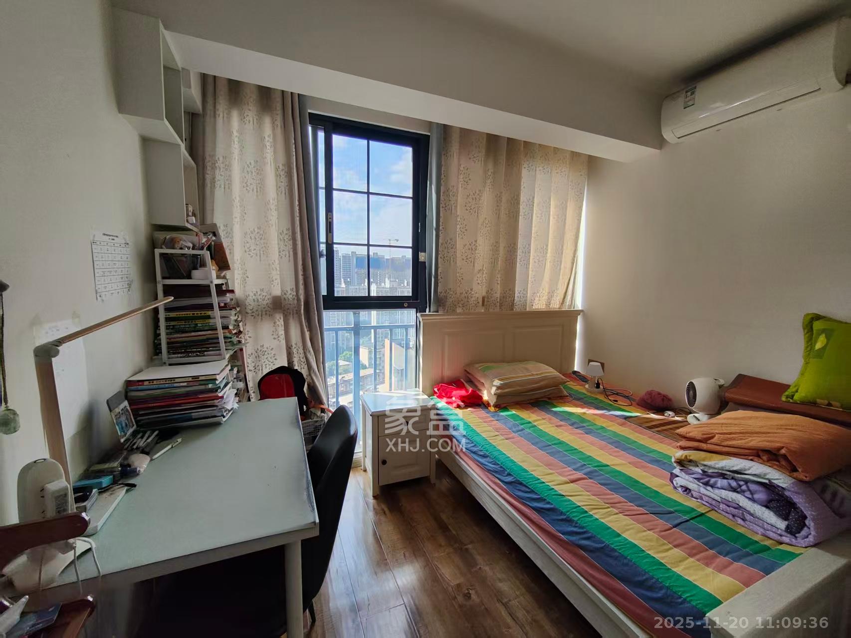 鑫远御文台二期 3室2厅1卫 2500.0元/月 鑫远御文台二期 3室2厅1卫 2500.0元/月室内图