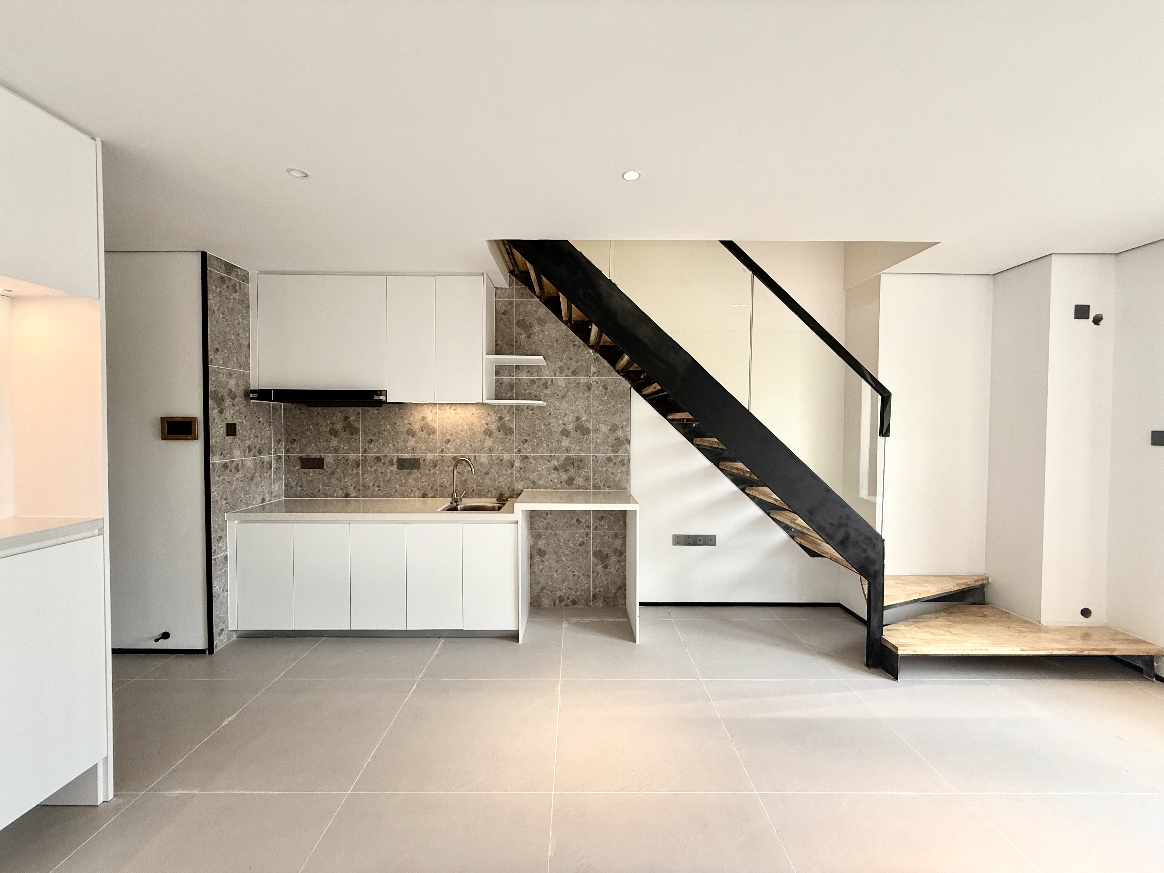 海航豪庭南苑 1室1厅2卫 2600.0元/月 海航豪庭南苑 1室1厅2卫 2600.0元/月室内图