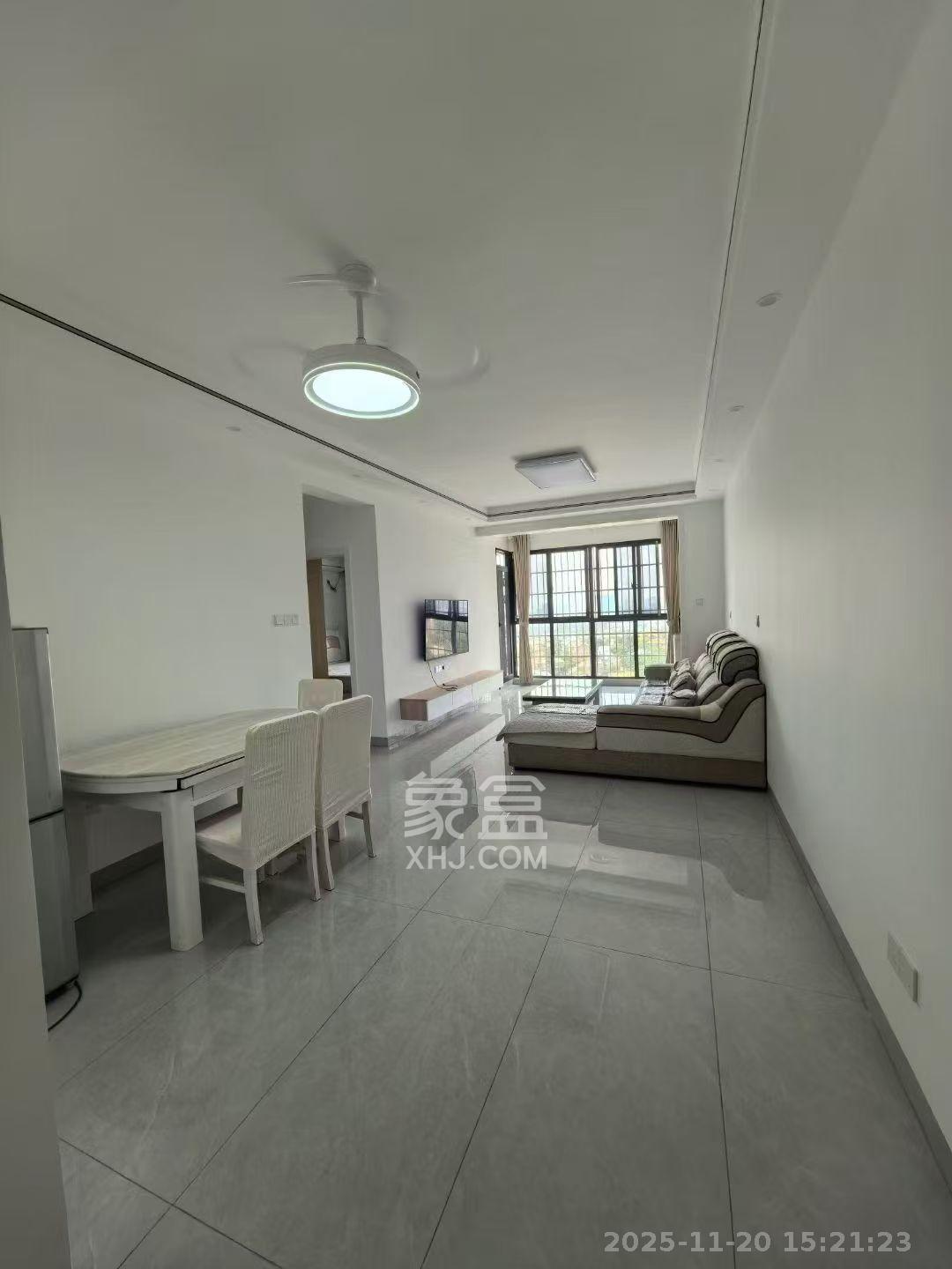 紫华郡  3室2厅2卫    2100.0元/月室内图1