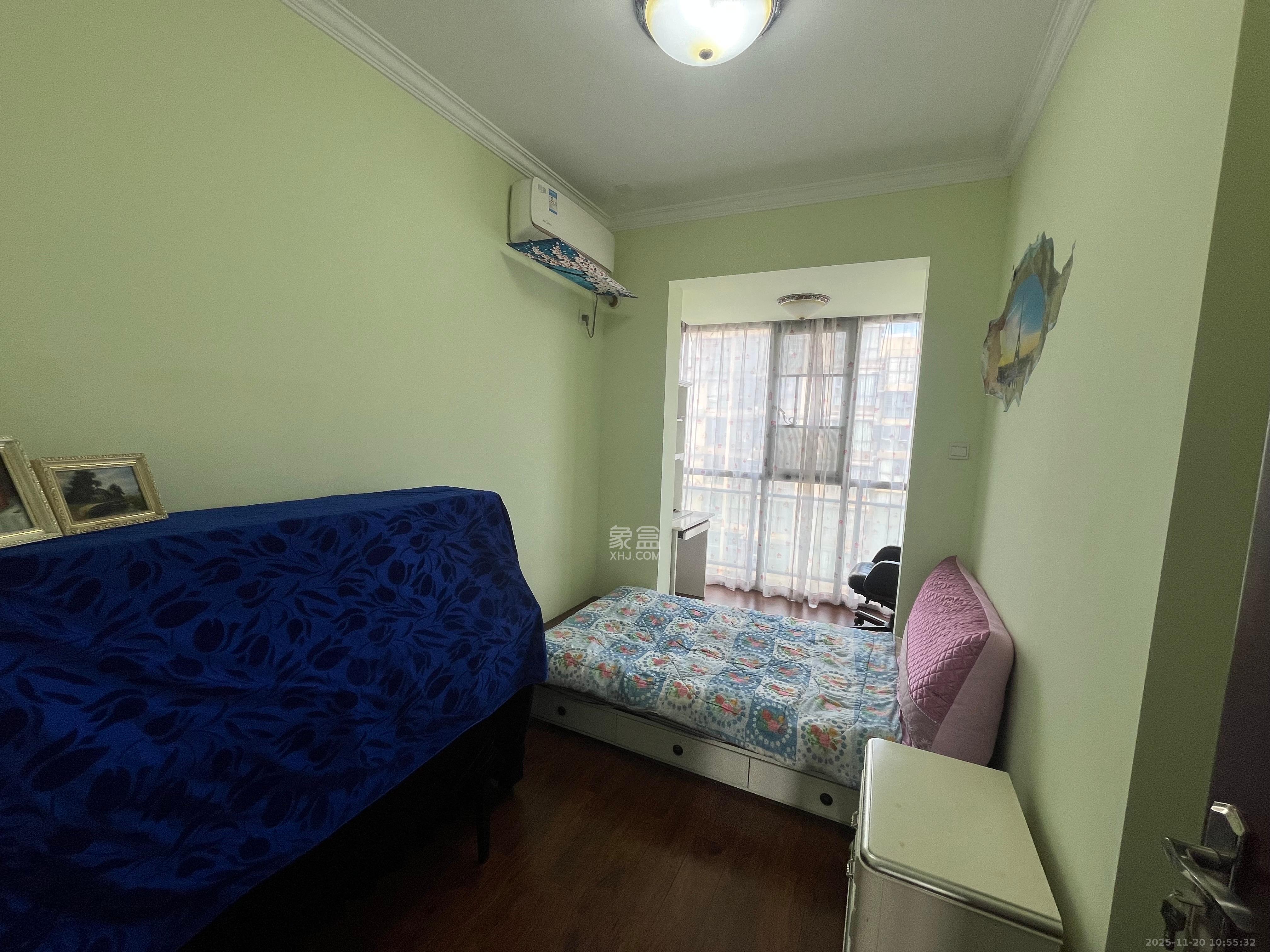 星城书香苑(星城书院) 3室2厅2卫 3800.0元/月 星城书香苑(星城书院) 3室2厅2卫 3800.0元/月室内图