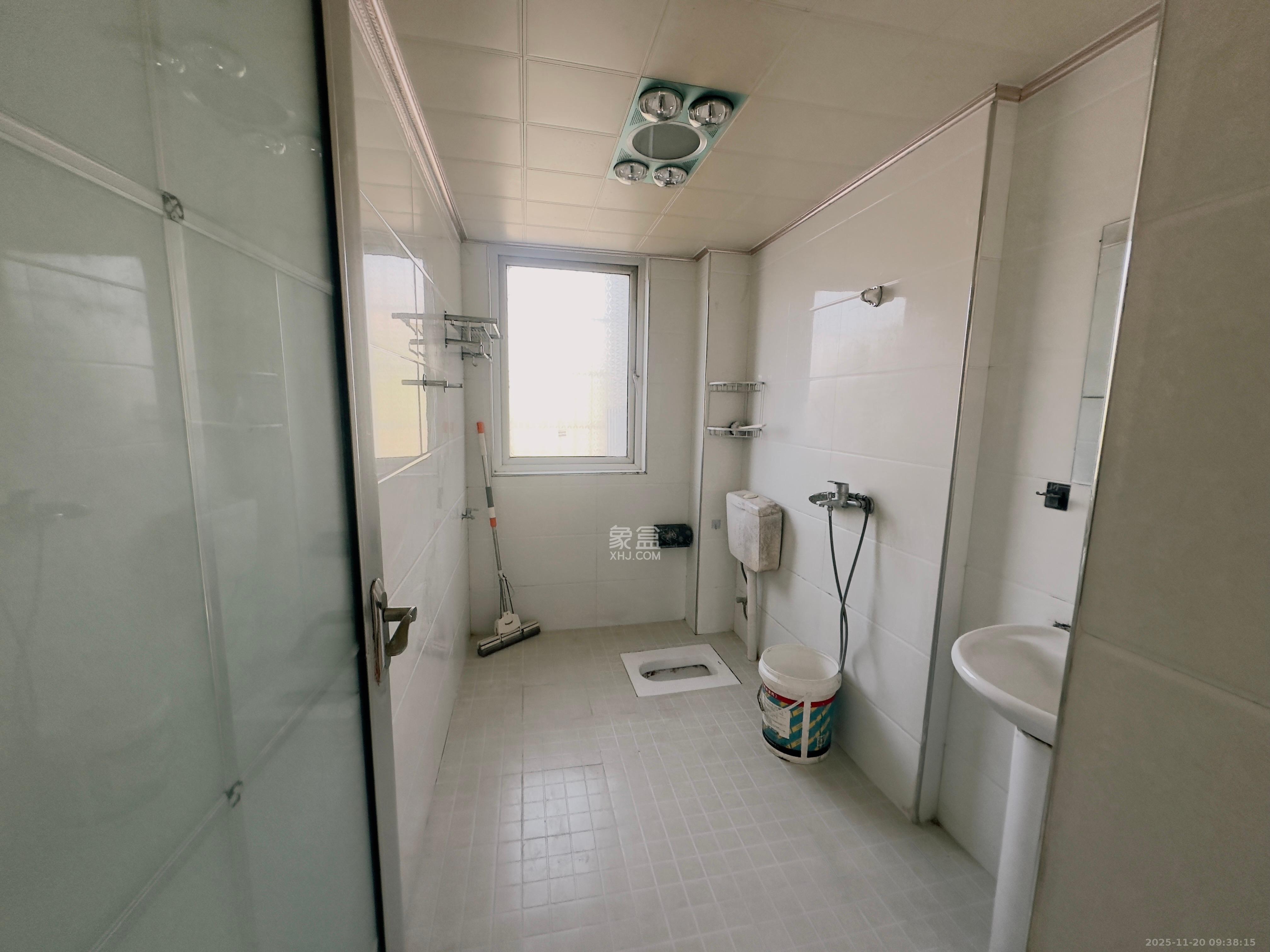 金石蓉园  3室1厅1卫    1900.0元/月室内图