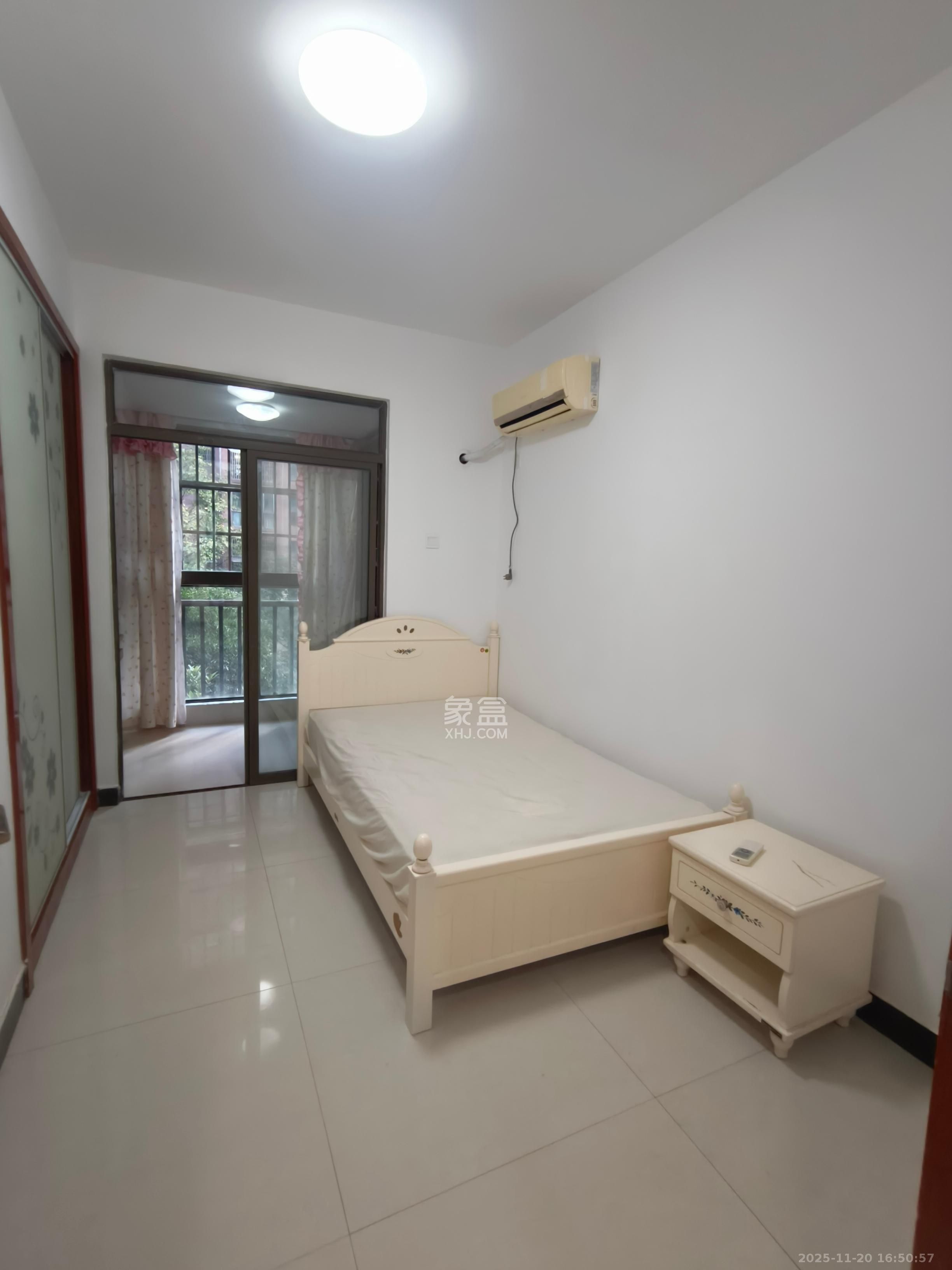 方略潇邦  3室2厅2卫    2000.0元/月室内图