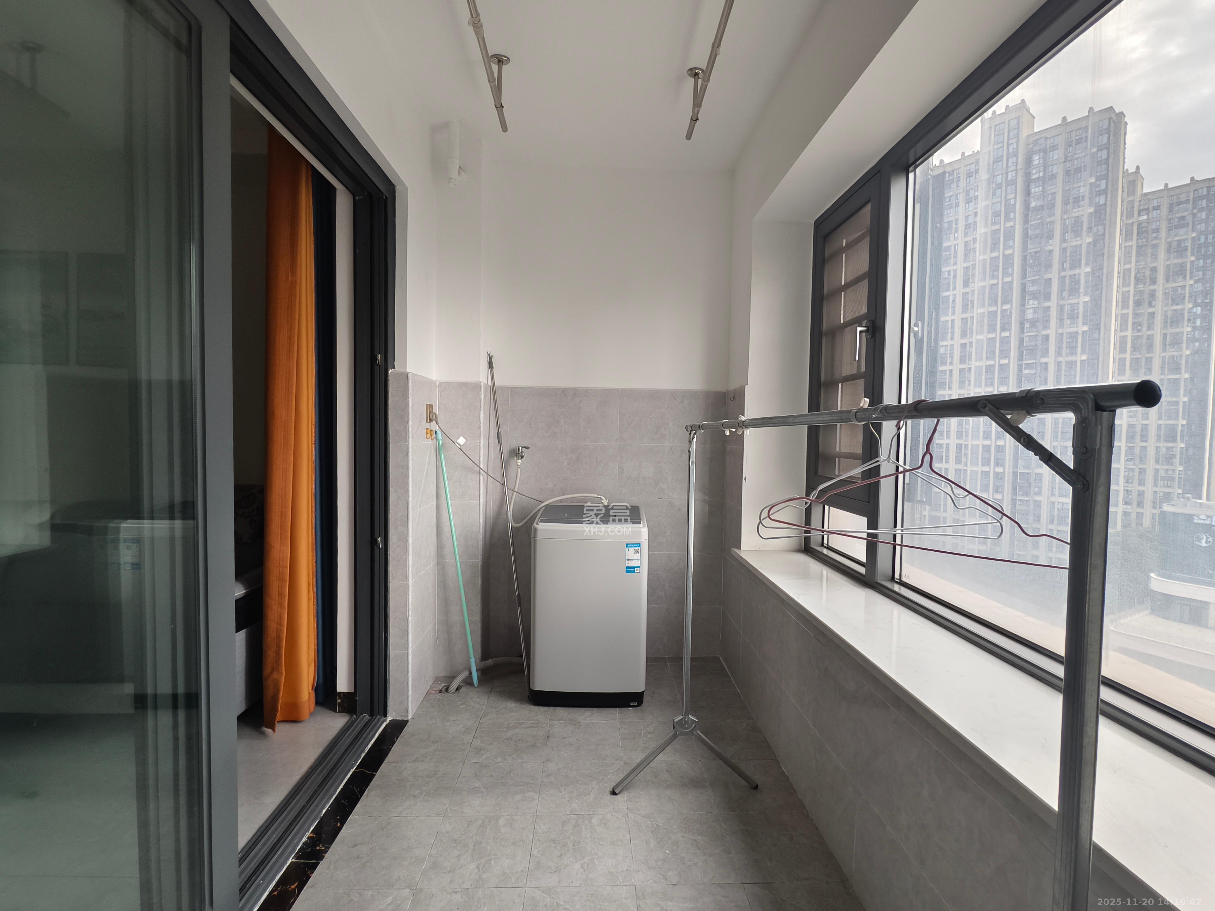 天健城 2室2厅1卫 3500.0元/月 天健城 2室2厅1卫 3500.0元/月室内图