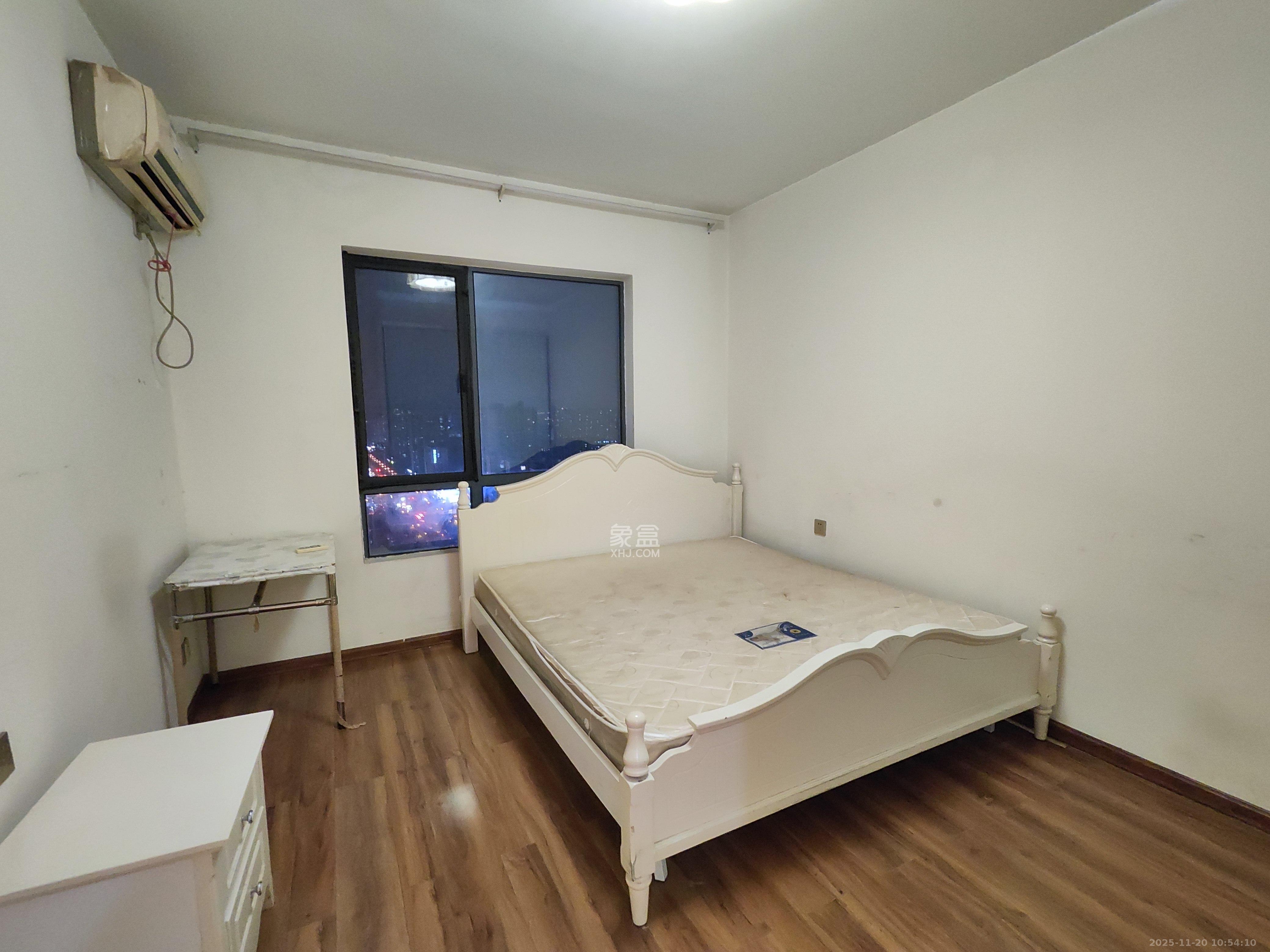 中国铁建国际城一期 2室2厅1卫 1500.0元/月 中国铁建国际城一期 2室2厅1卫 1500.0元/月室内图