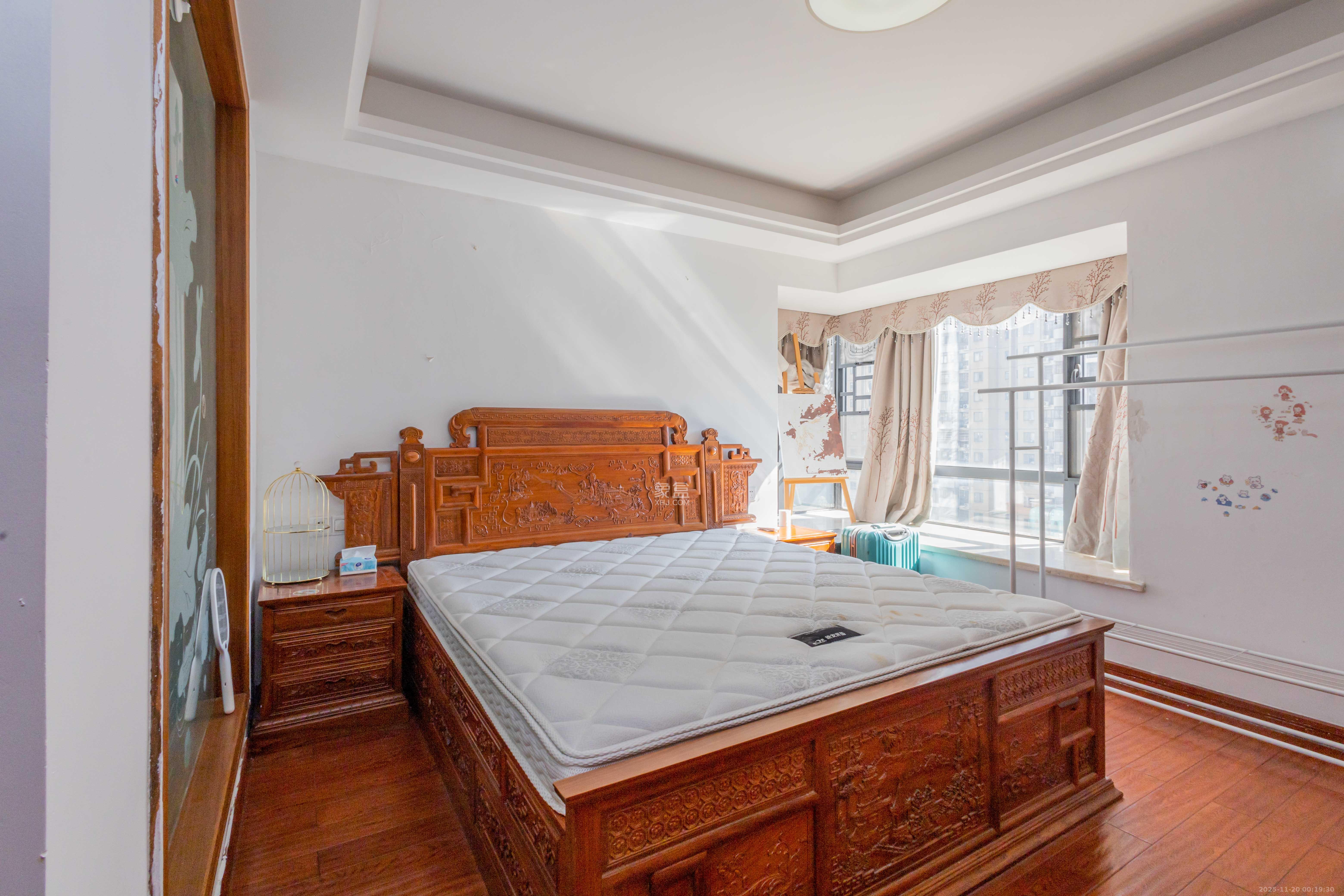 中国铁建国际城一期  4室2厅2卫    90.8万卧室