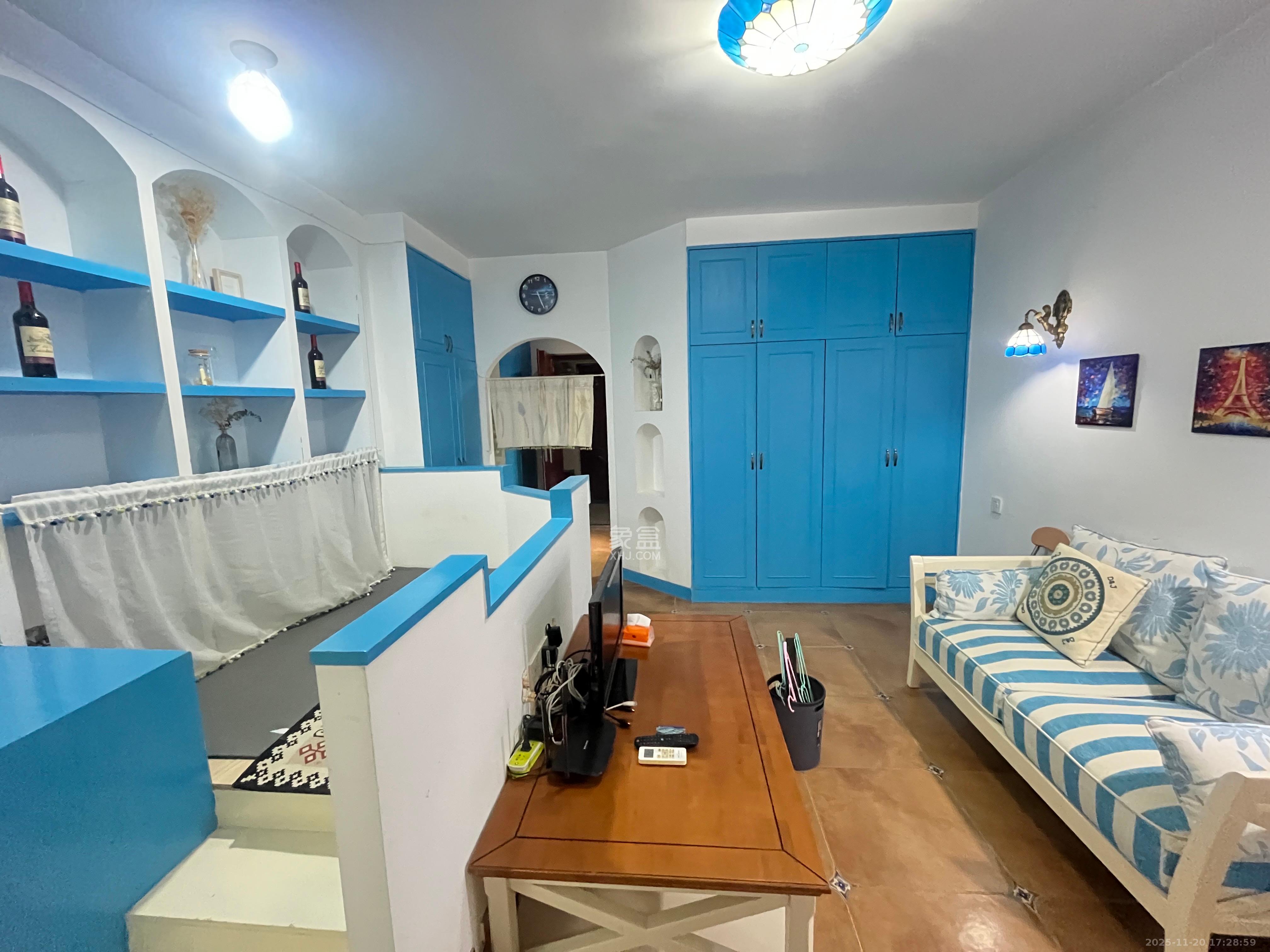 先锋东外滩  1室1厅1卫    1700.0元/月