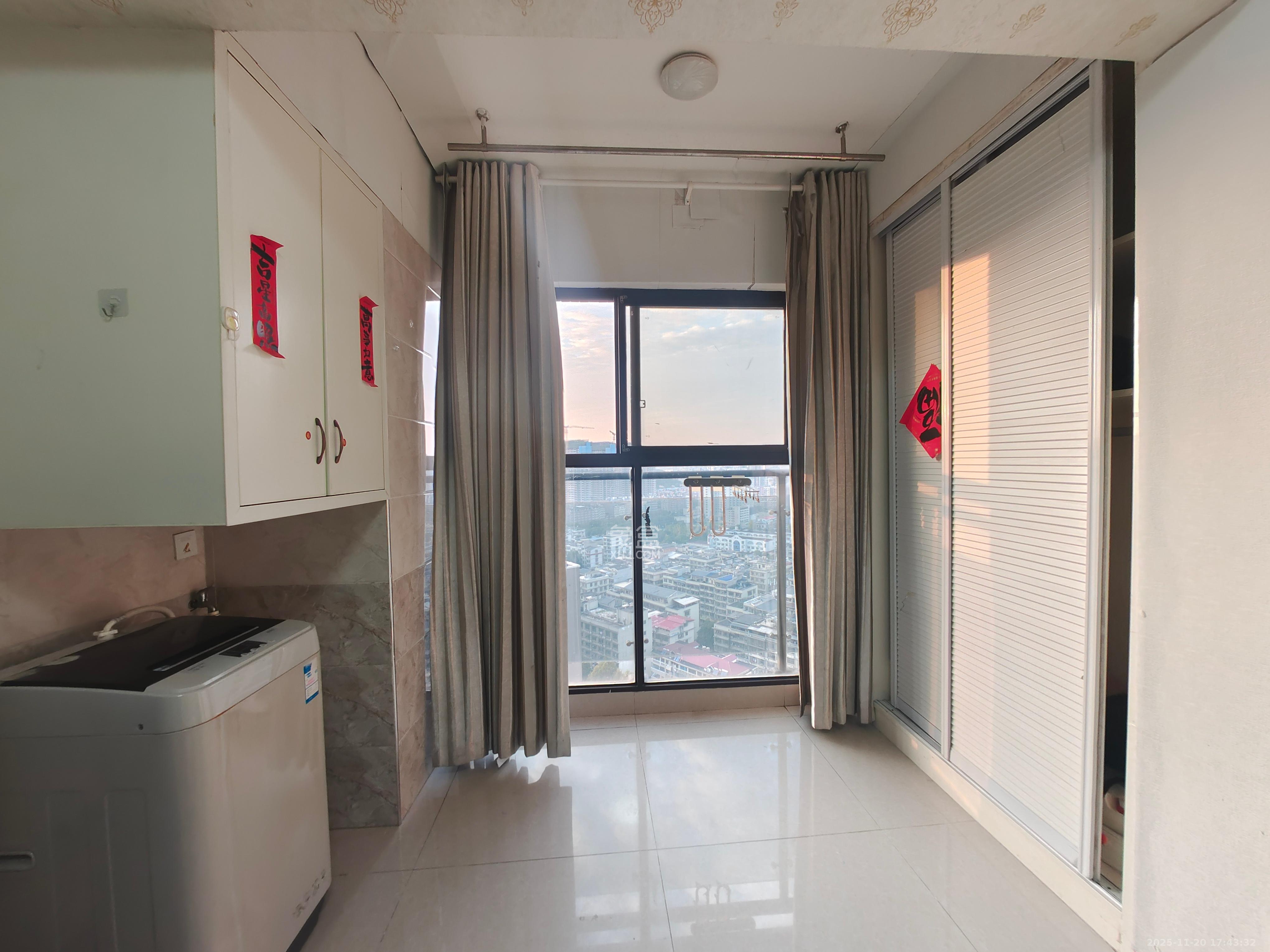 达美D6区 1室0厅1卫 1300.0元/月 达美D6区 1室0厅1卫 1300.0元/月室内图