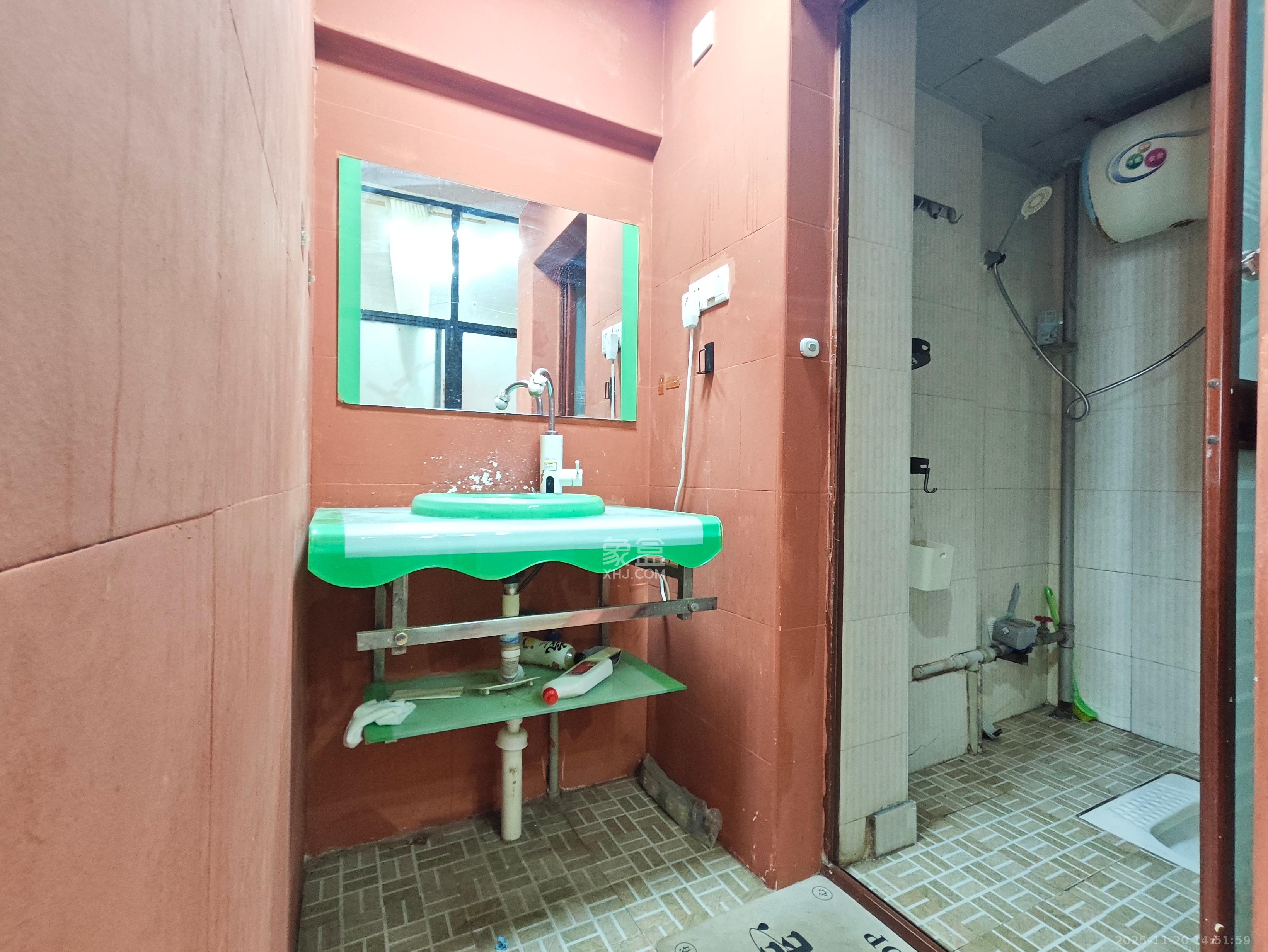 长大卧琥  1室1厅1卫    1500.0元/月室内图