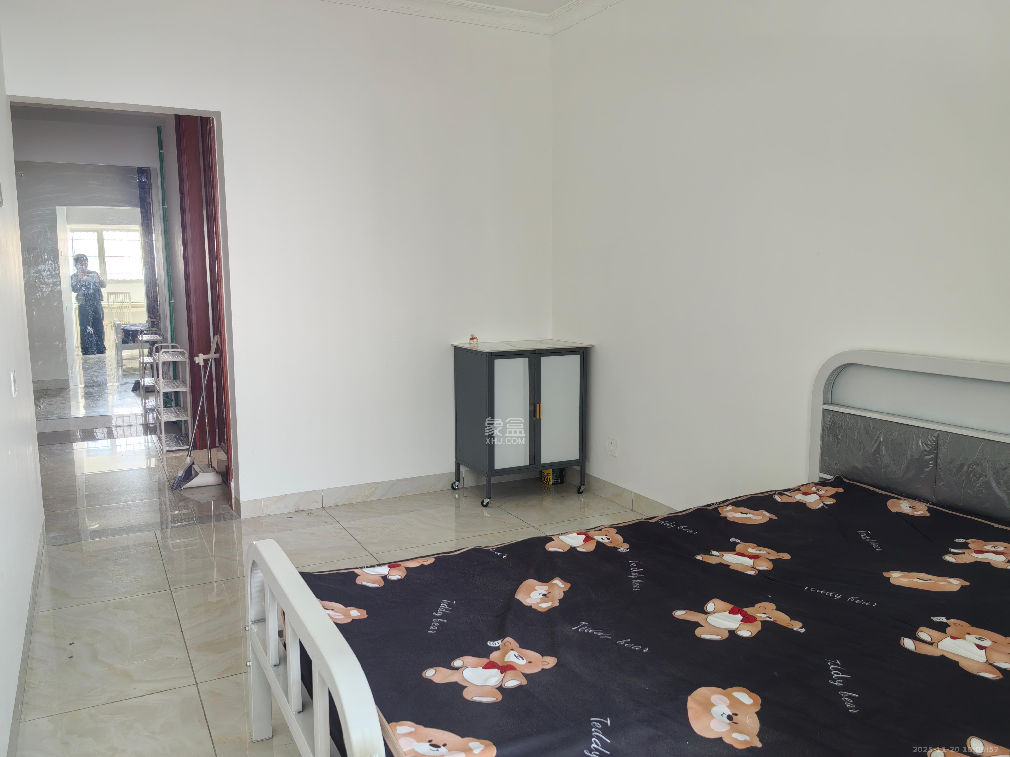 星电阳光城 2室1厅1卫 1300.0元/月 星电阳光城 2室1厅1卫 1300.0元/月室内图