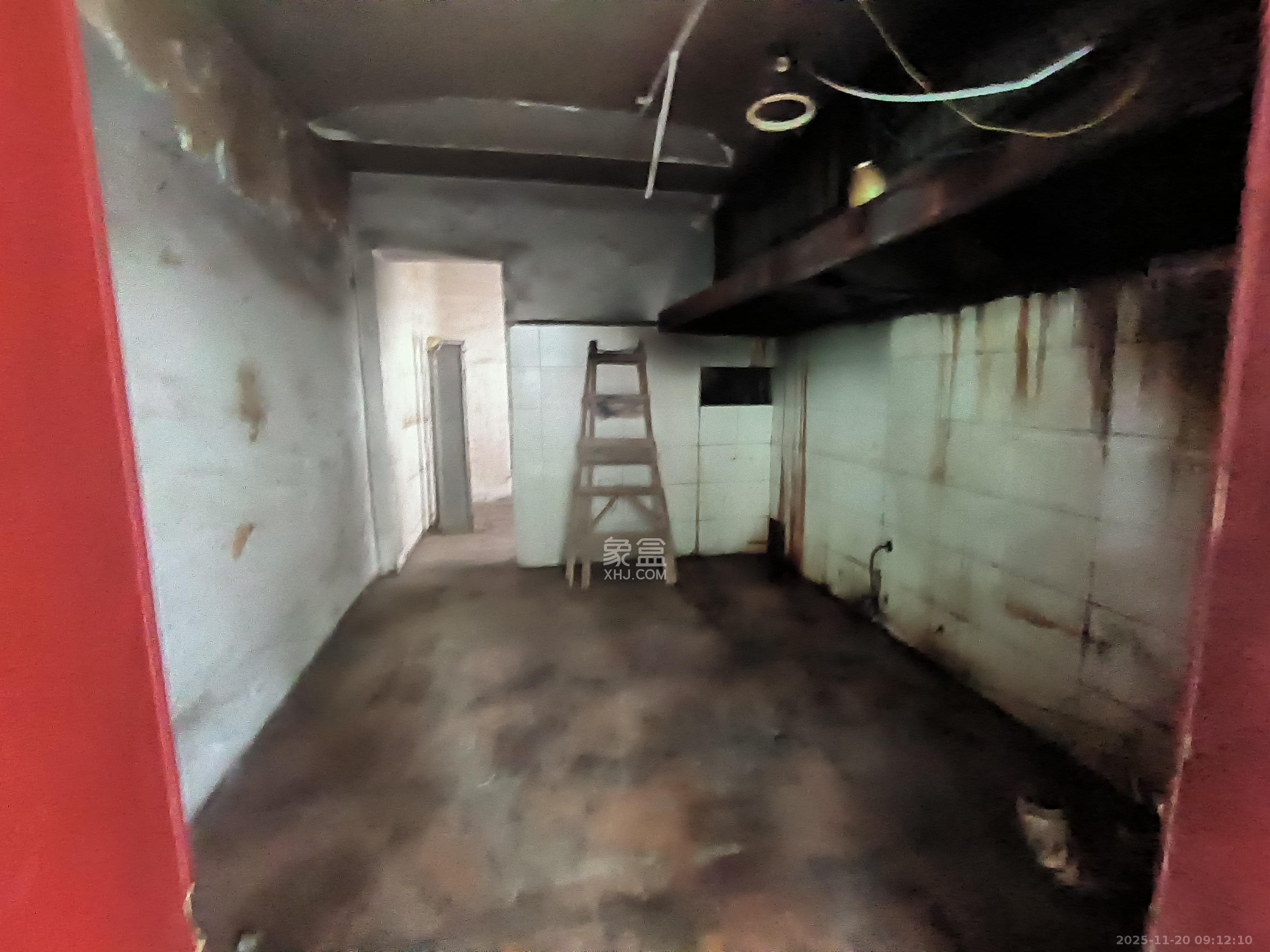 茶馆屋  3室1厅1卫    1000.0元/月室内图