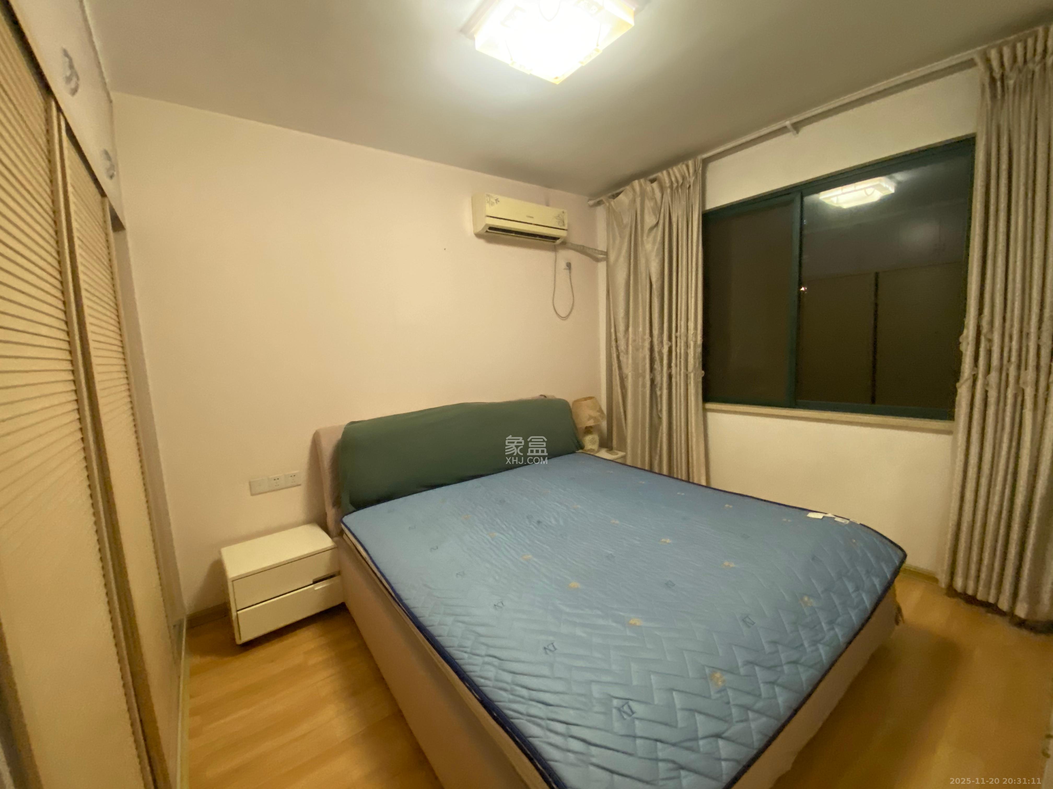 星城世家 3室2厅1卫 3000.0元/月 星城世家 3室2厅1卫 3000.0元/月室内图