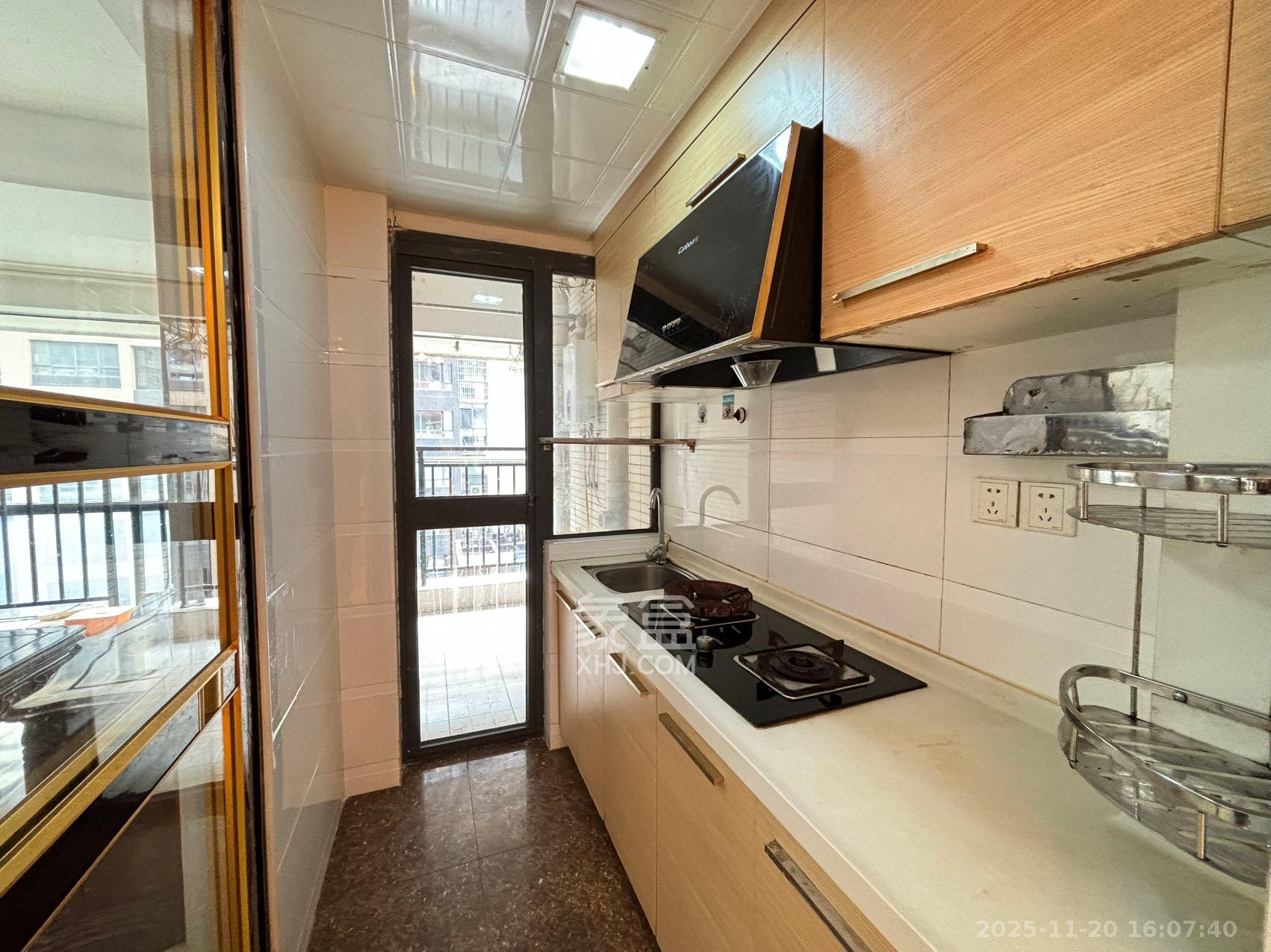 中信文化广场（中信新城二期）  2室1厅1卫    1600.0元/月室内图